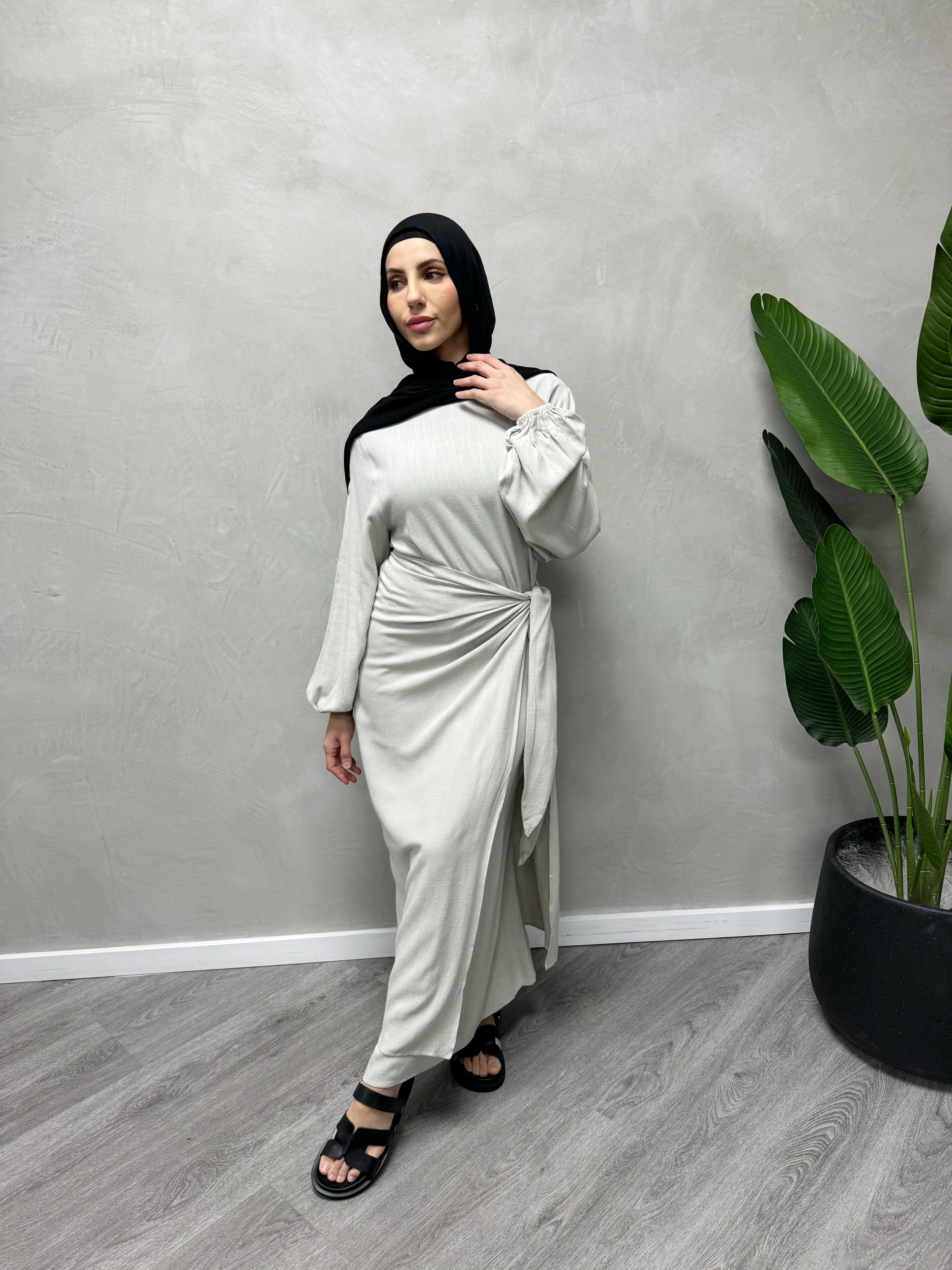 Raneem linen dress