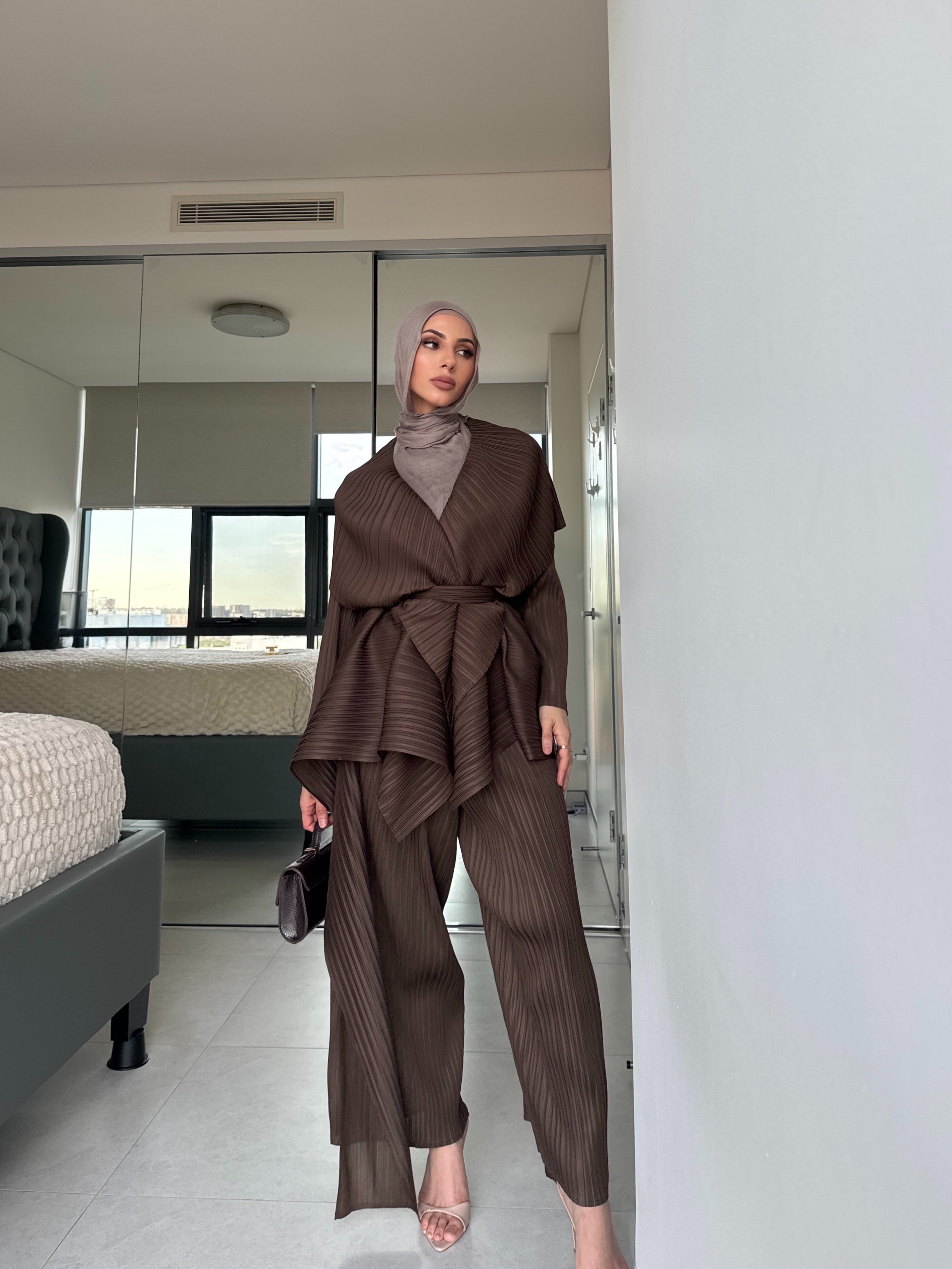 Nairah Set
