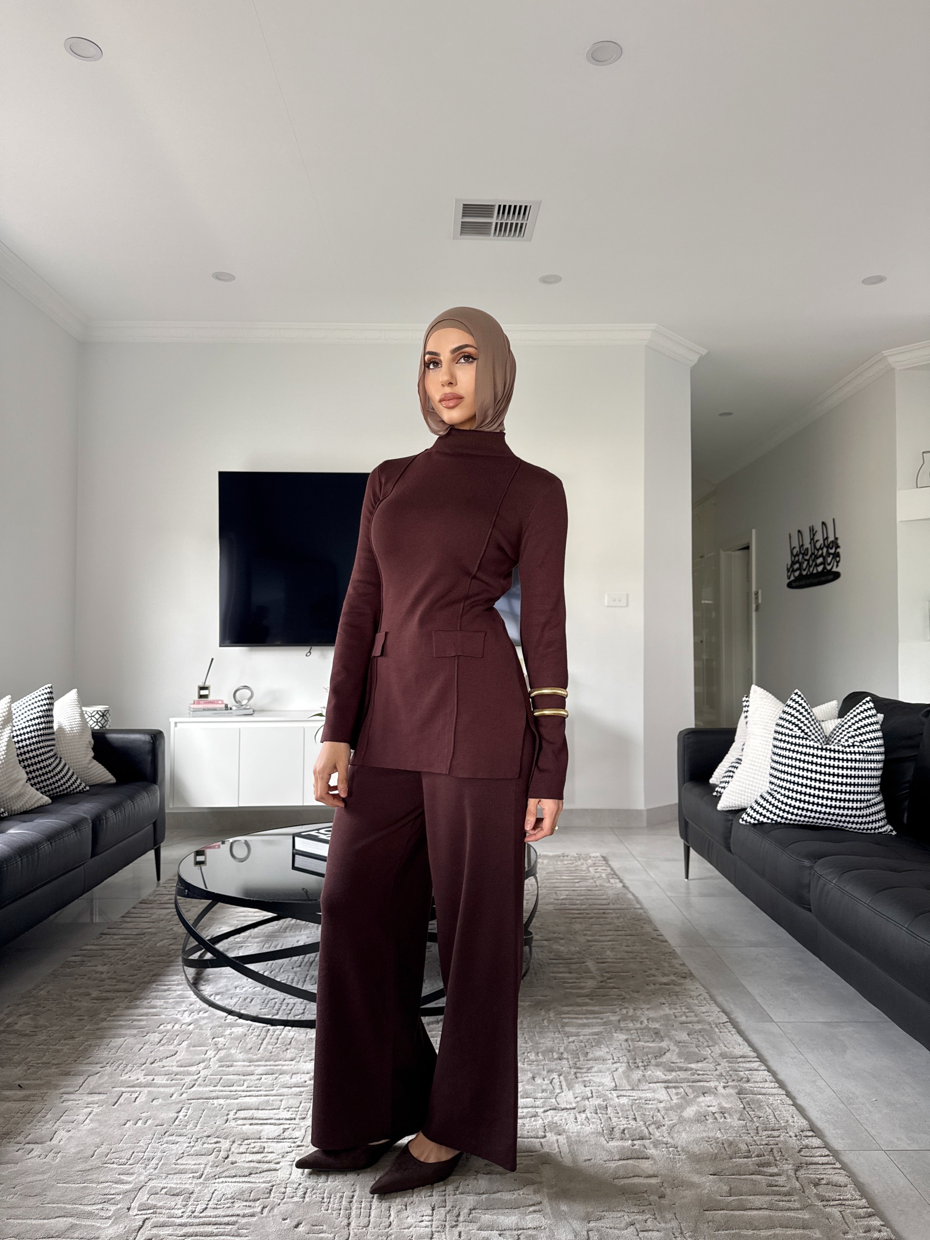 Tyra set