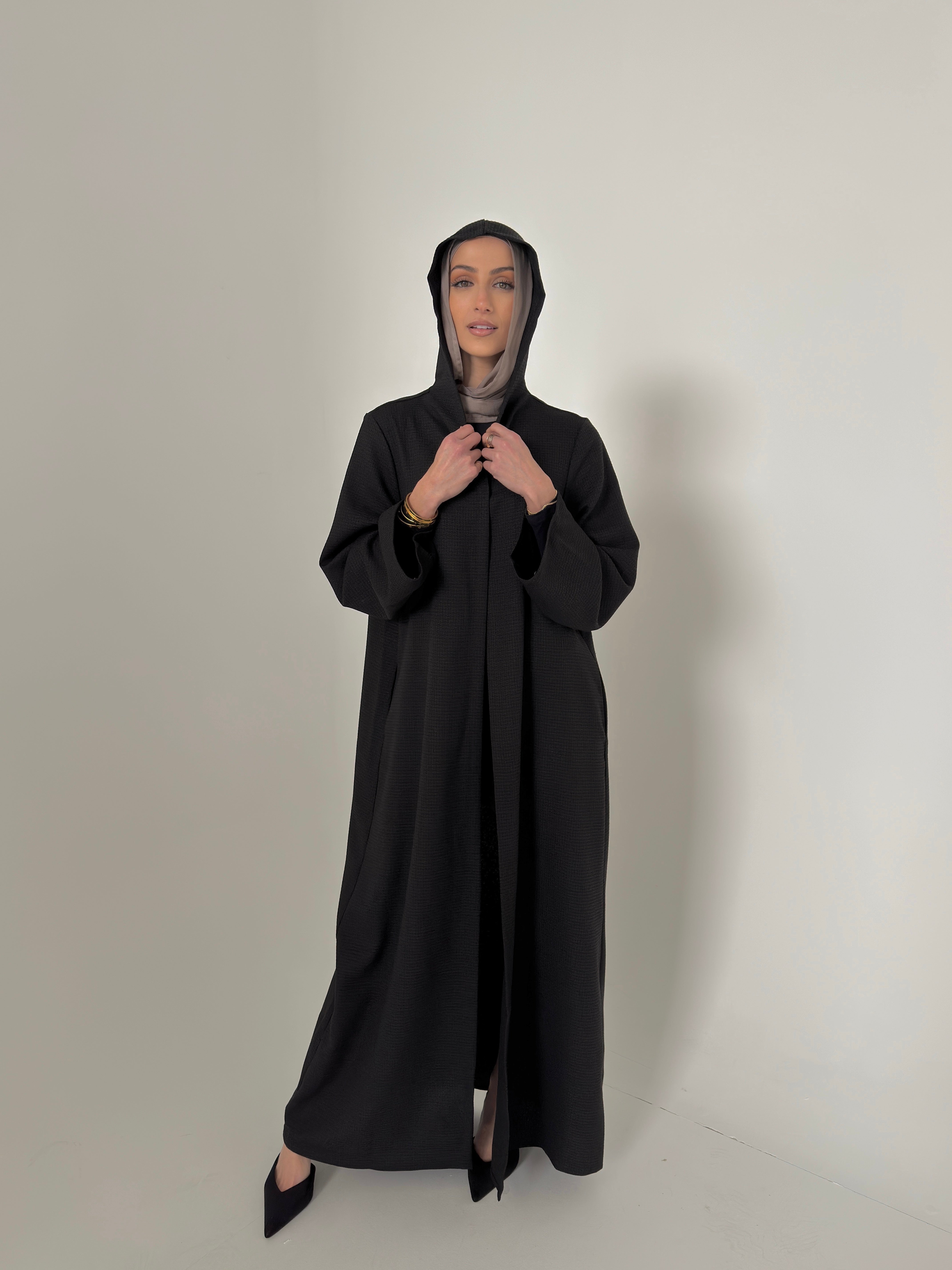 Huda Cover up