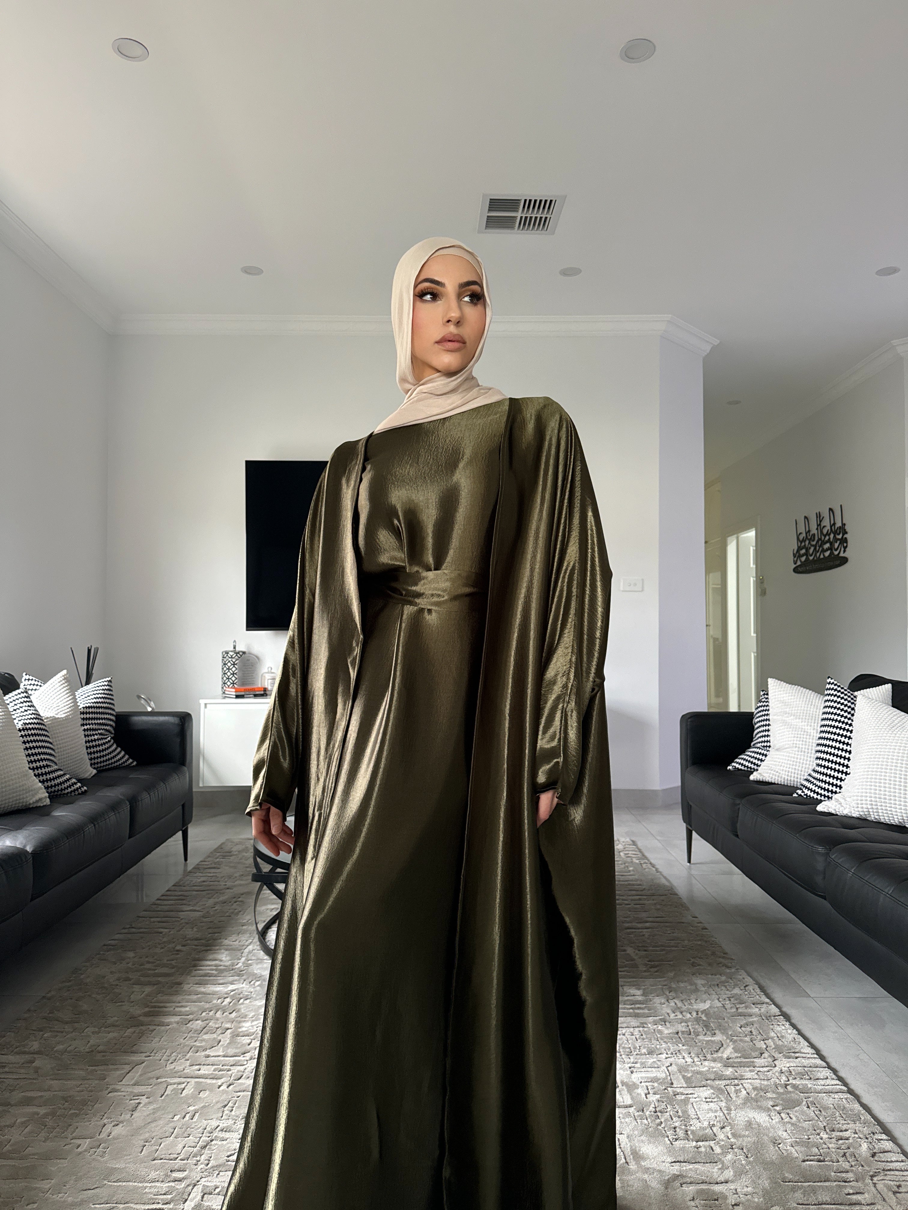 Shimmer kaftan abaya set