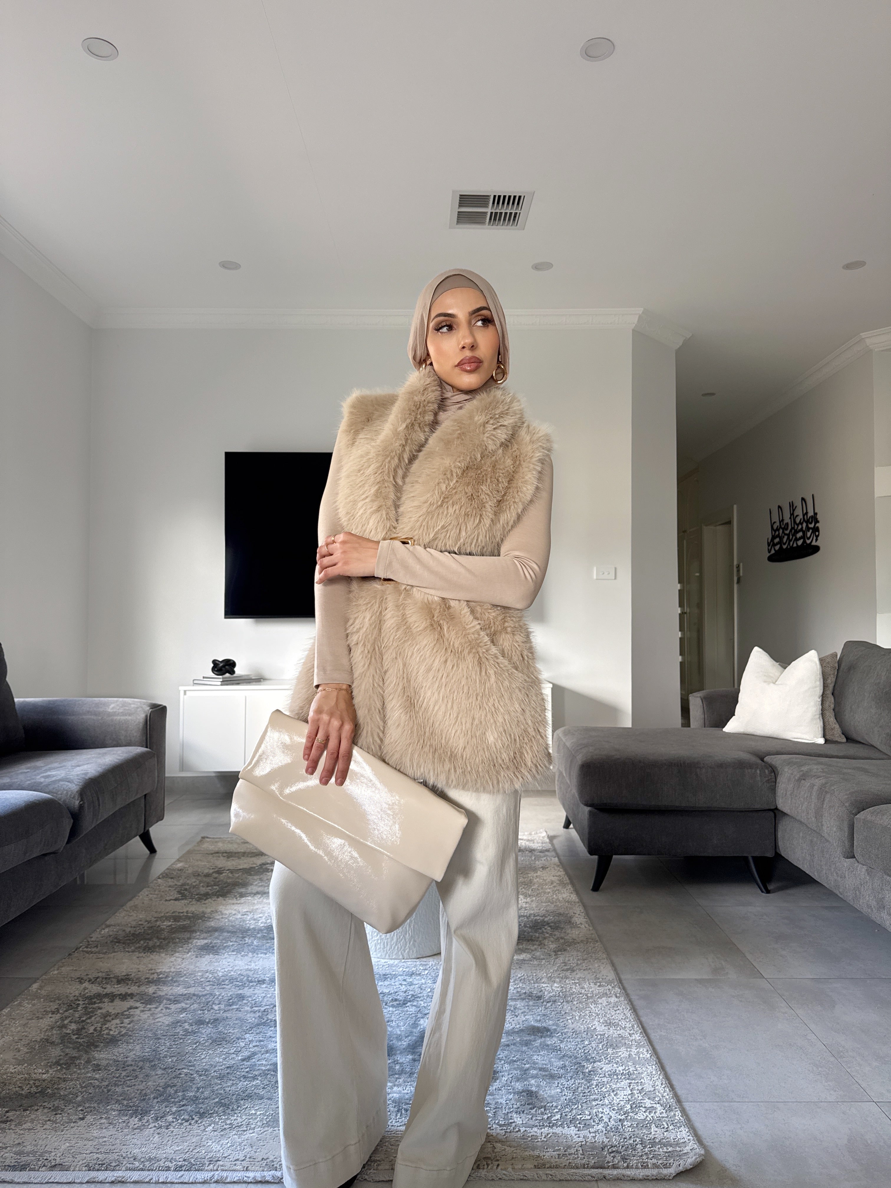 Bella Faux Fur Vest – Niice Pty Ltd