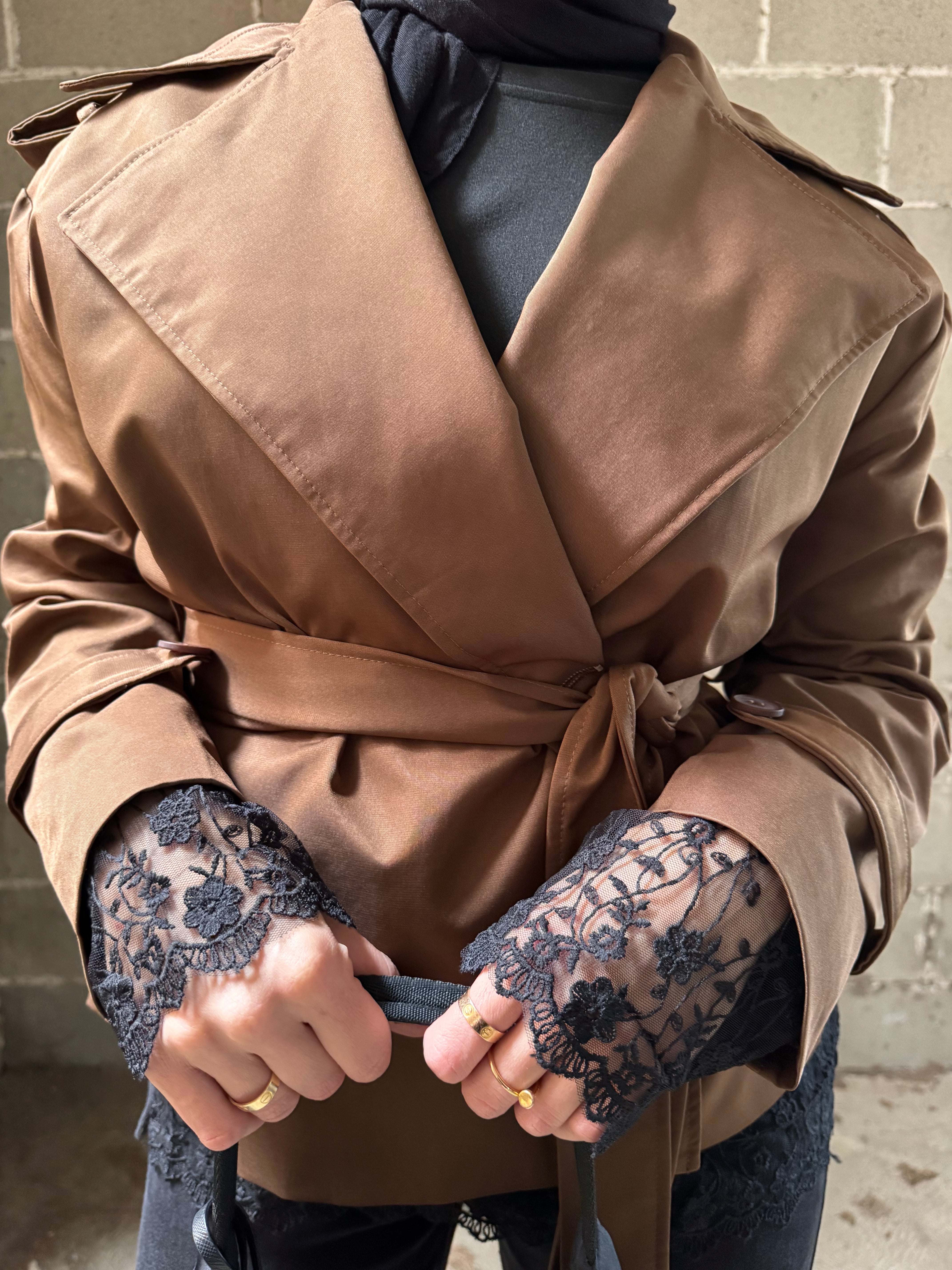 Mena Mini Trench