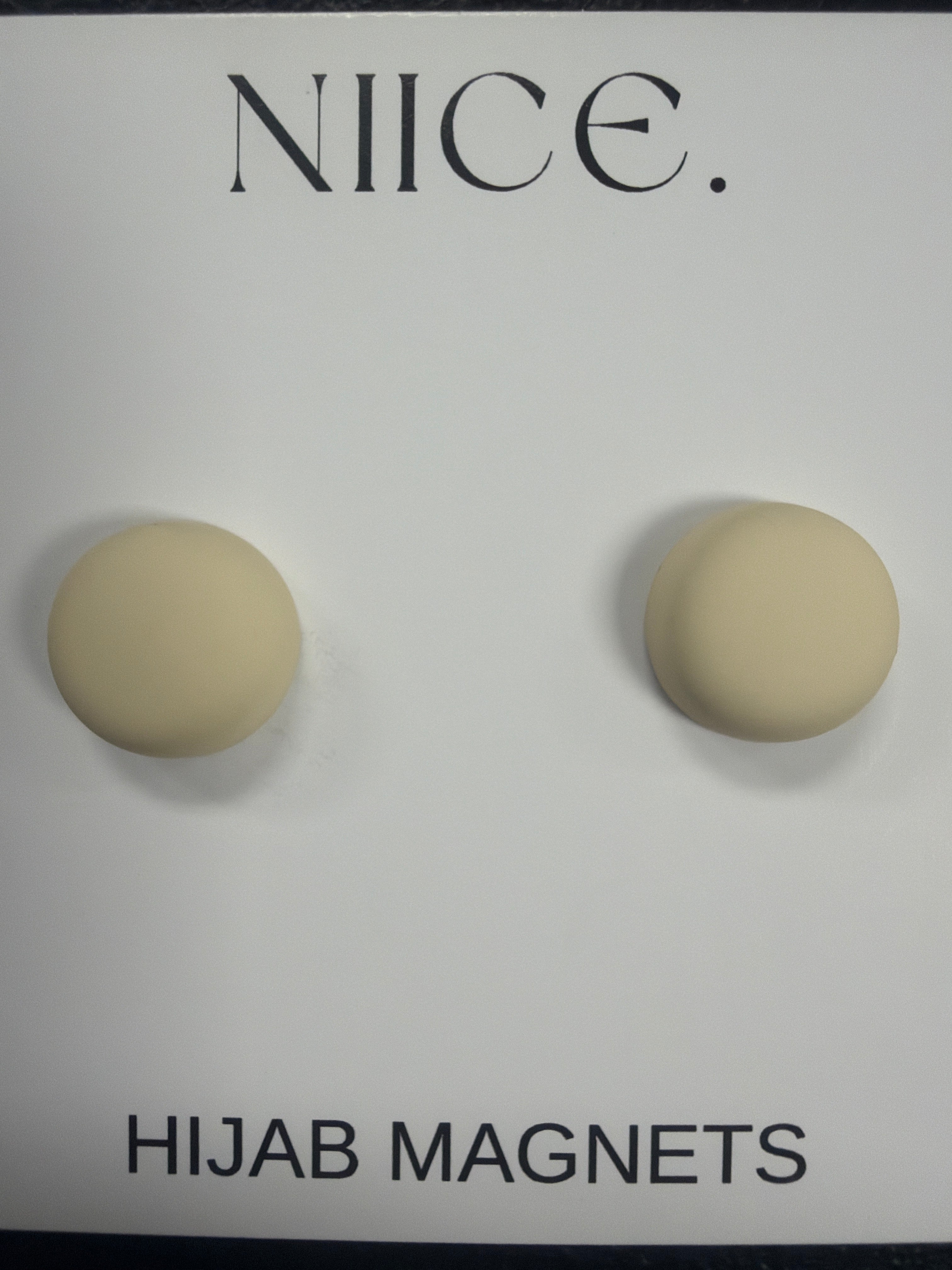 Hijab magnets