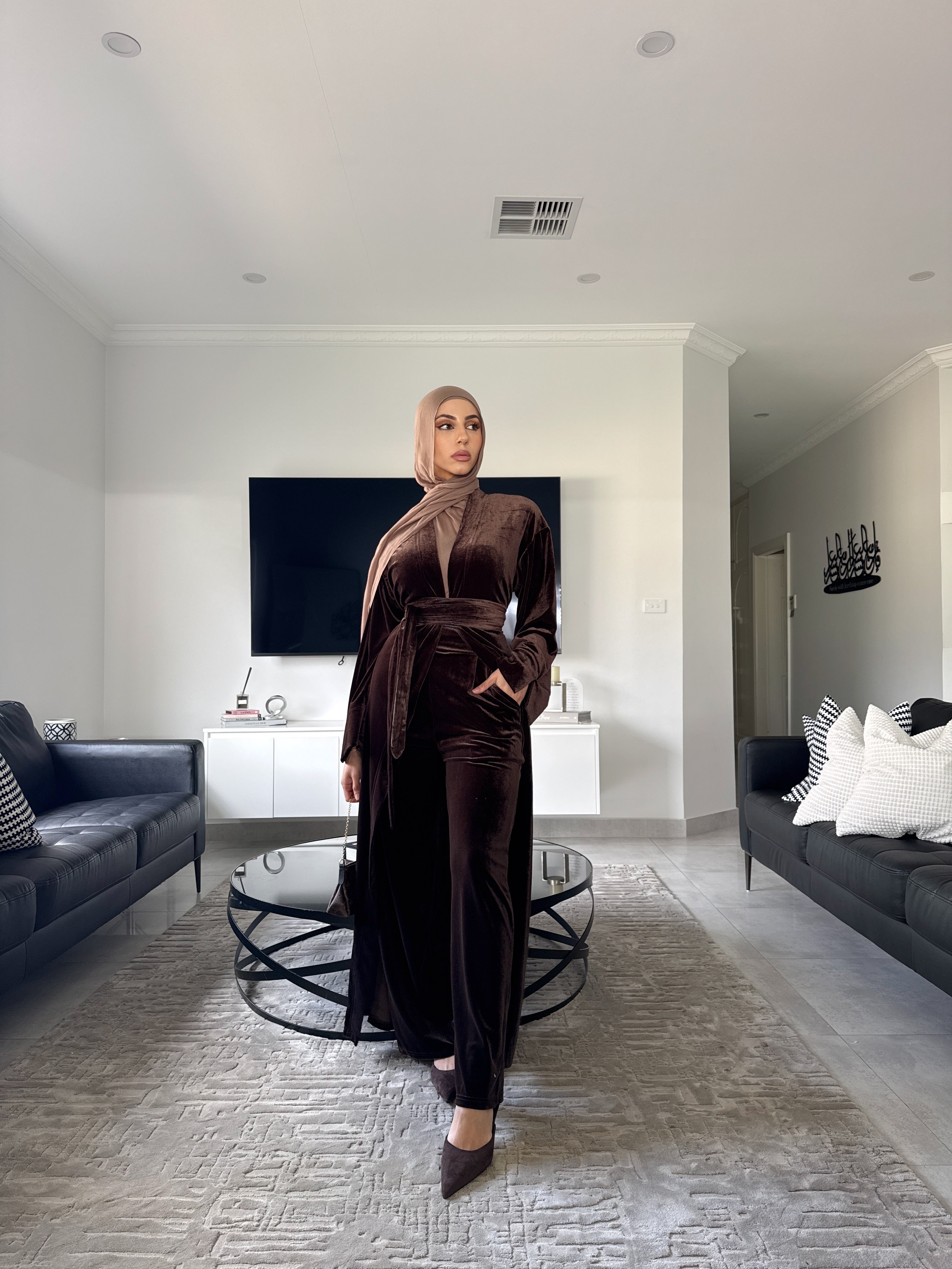 Vienna Velvet Set