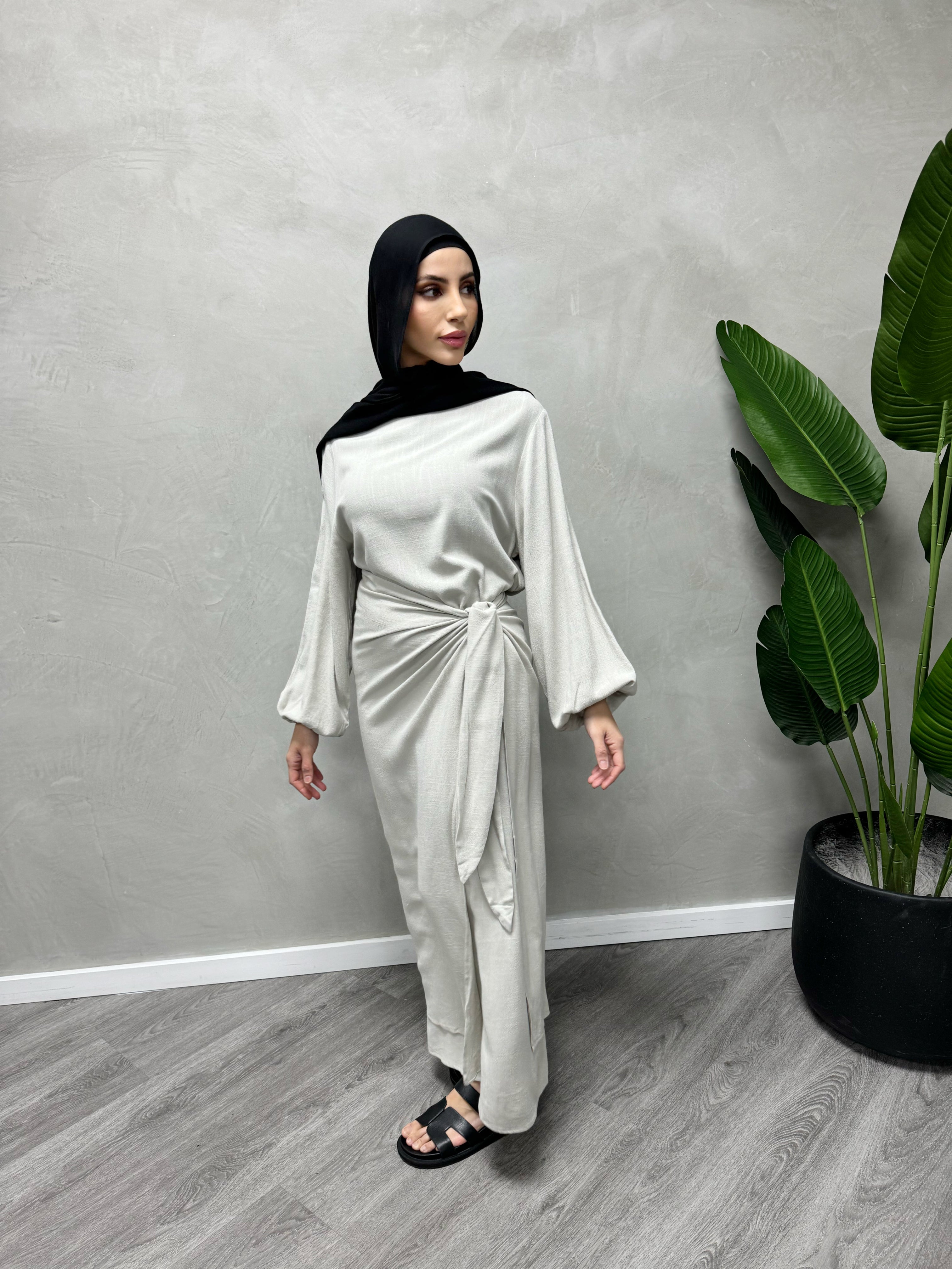 Raneem linen dress