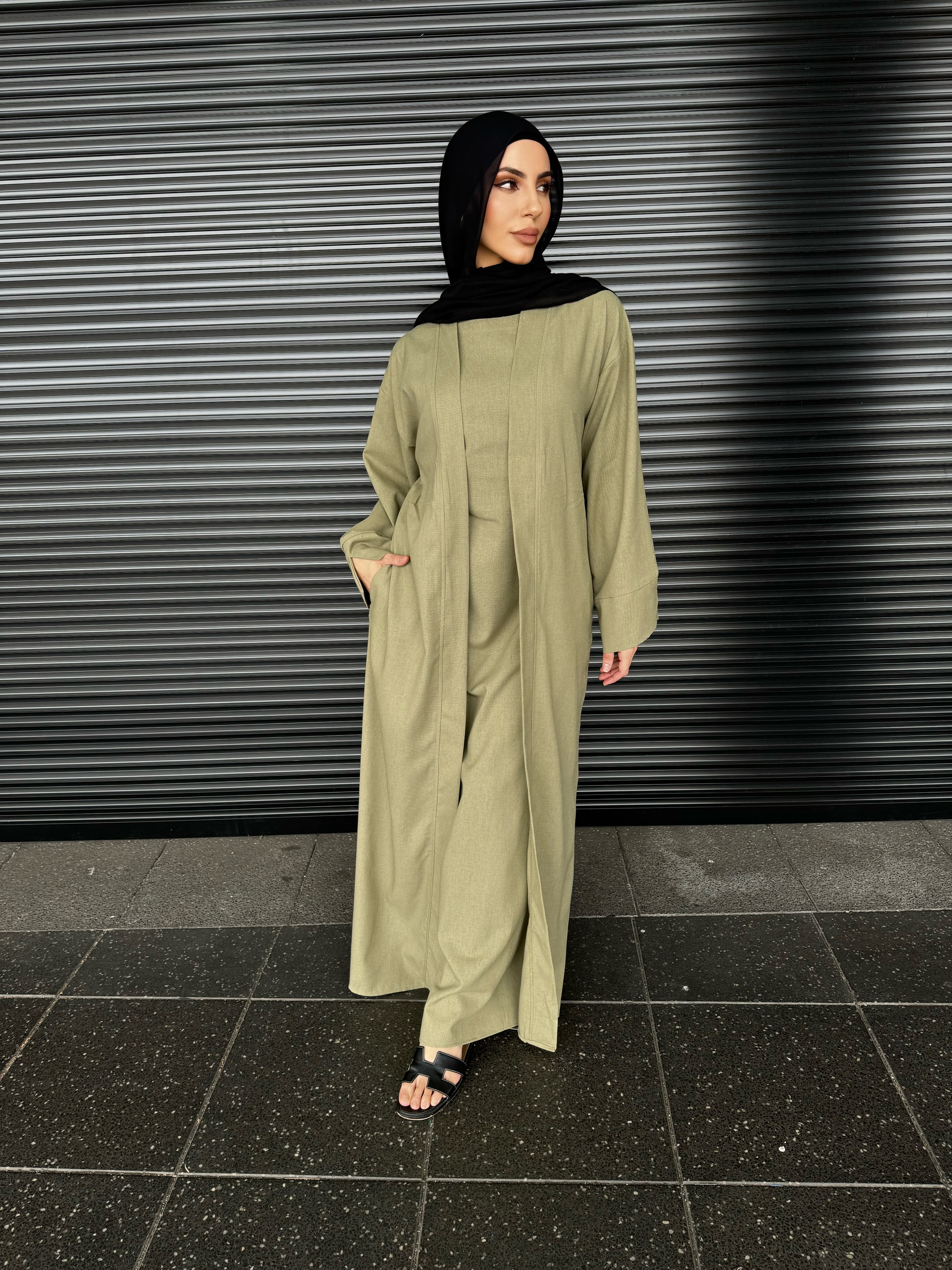 Malaak linen abaya set