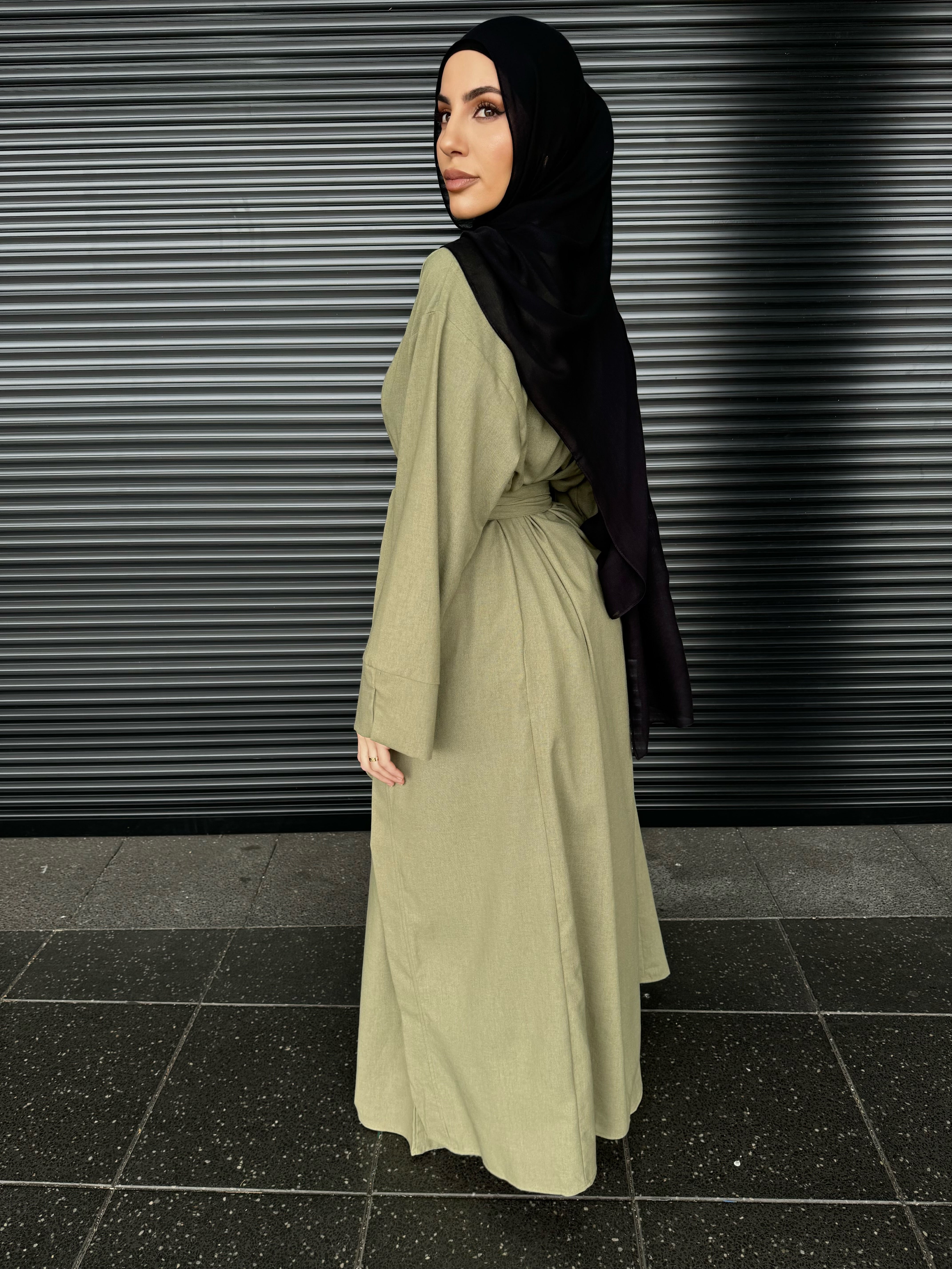 Malaak linen abaya set