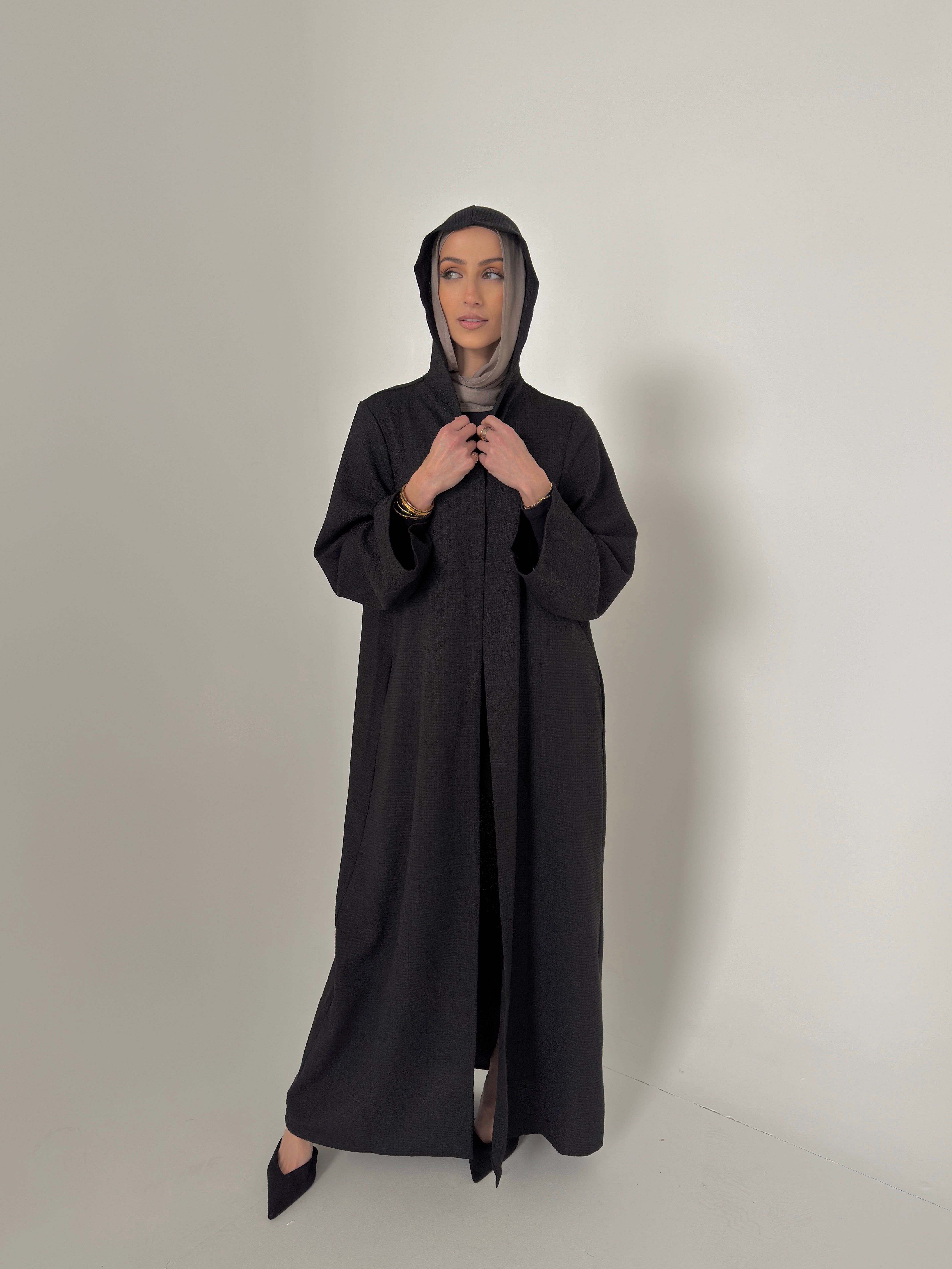 Huda Cover up