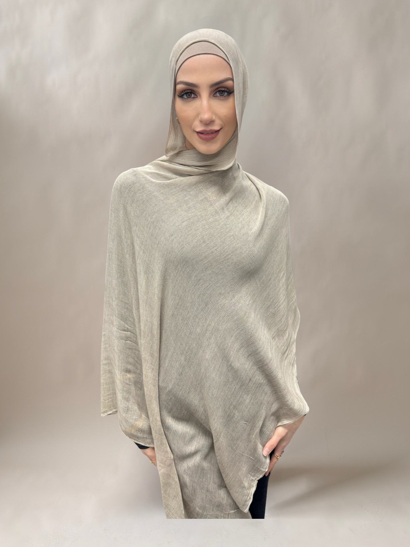 Crinkle Hijab #74 oatmeal