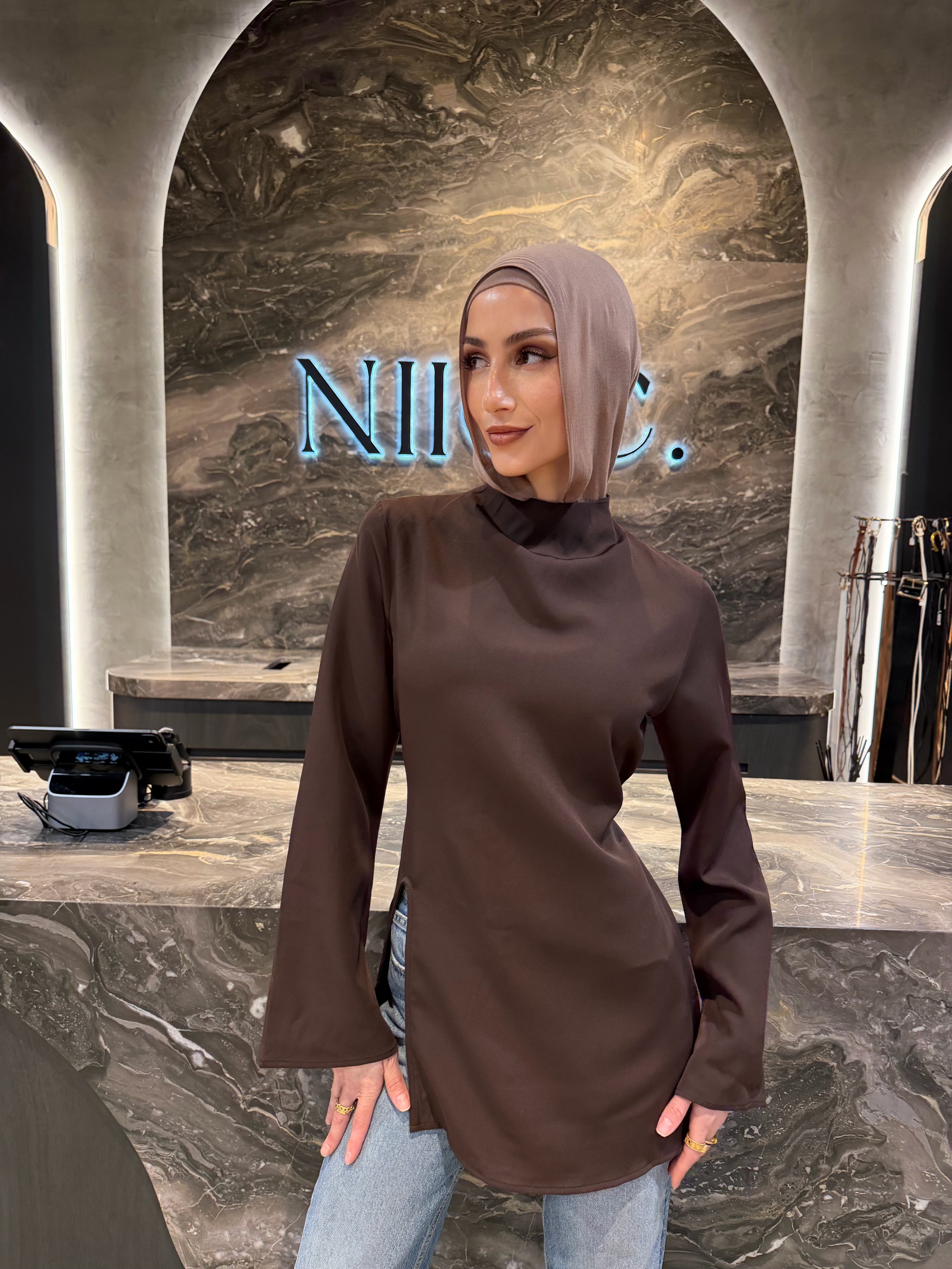Tori Top