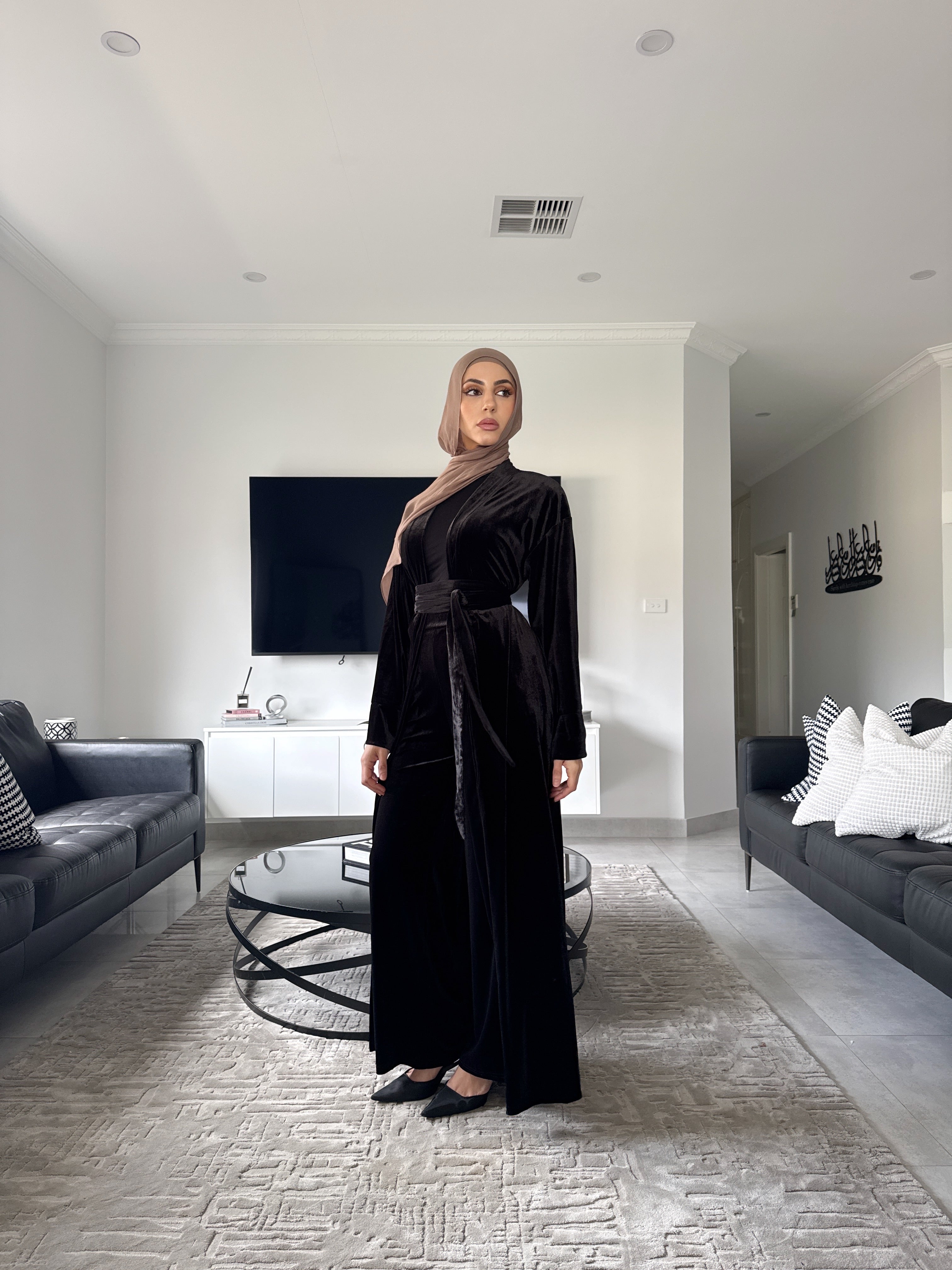 Vienna Velvet Set