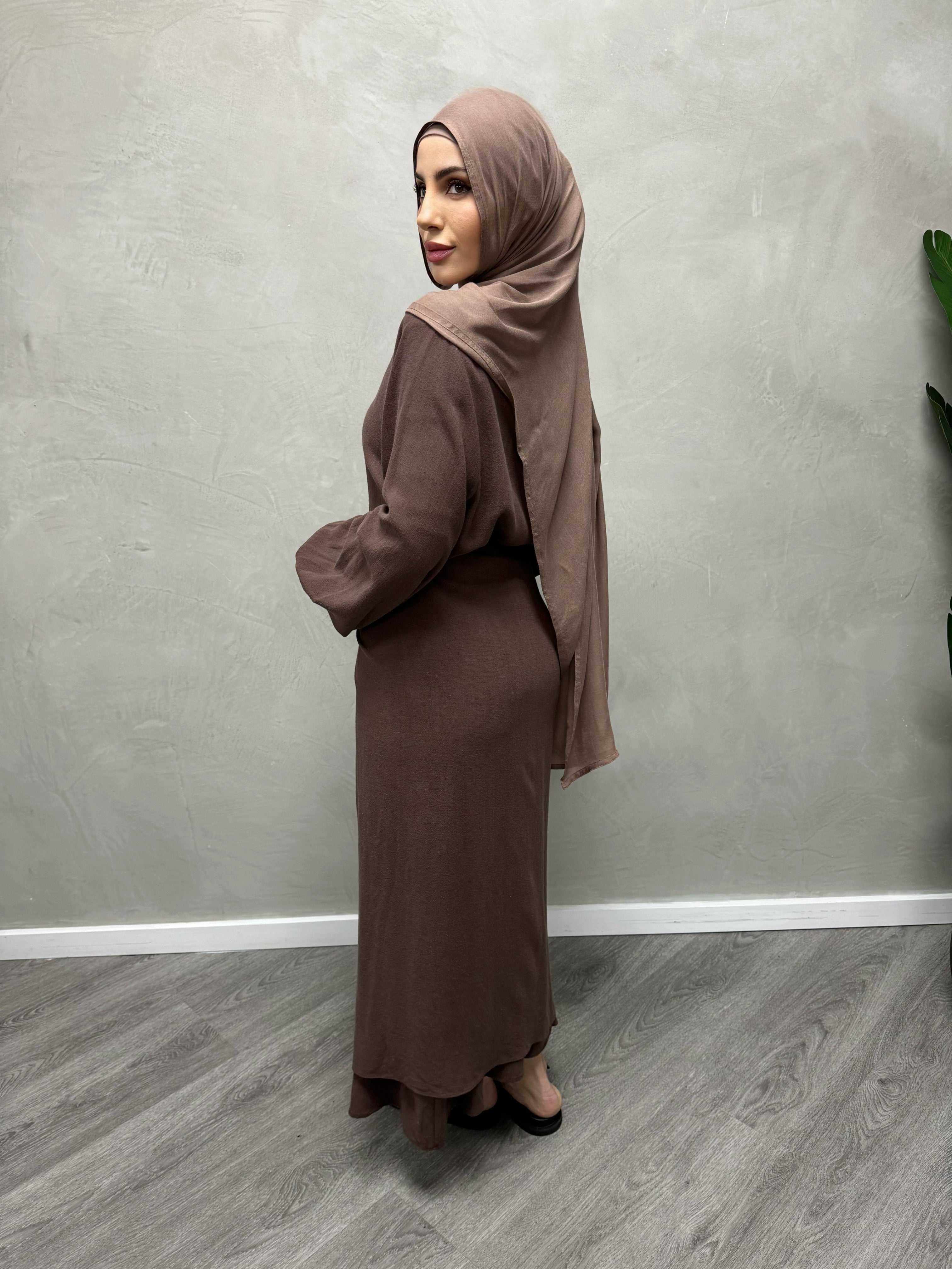 Raneem linen dress