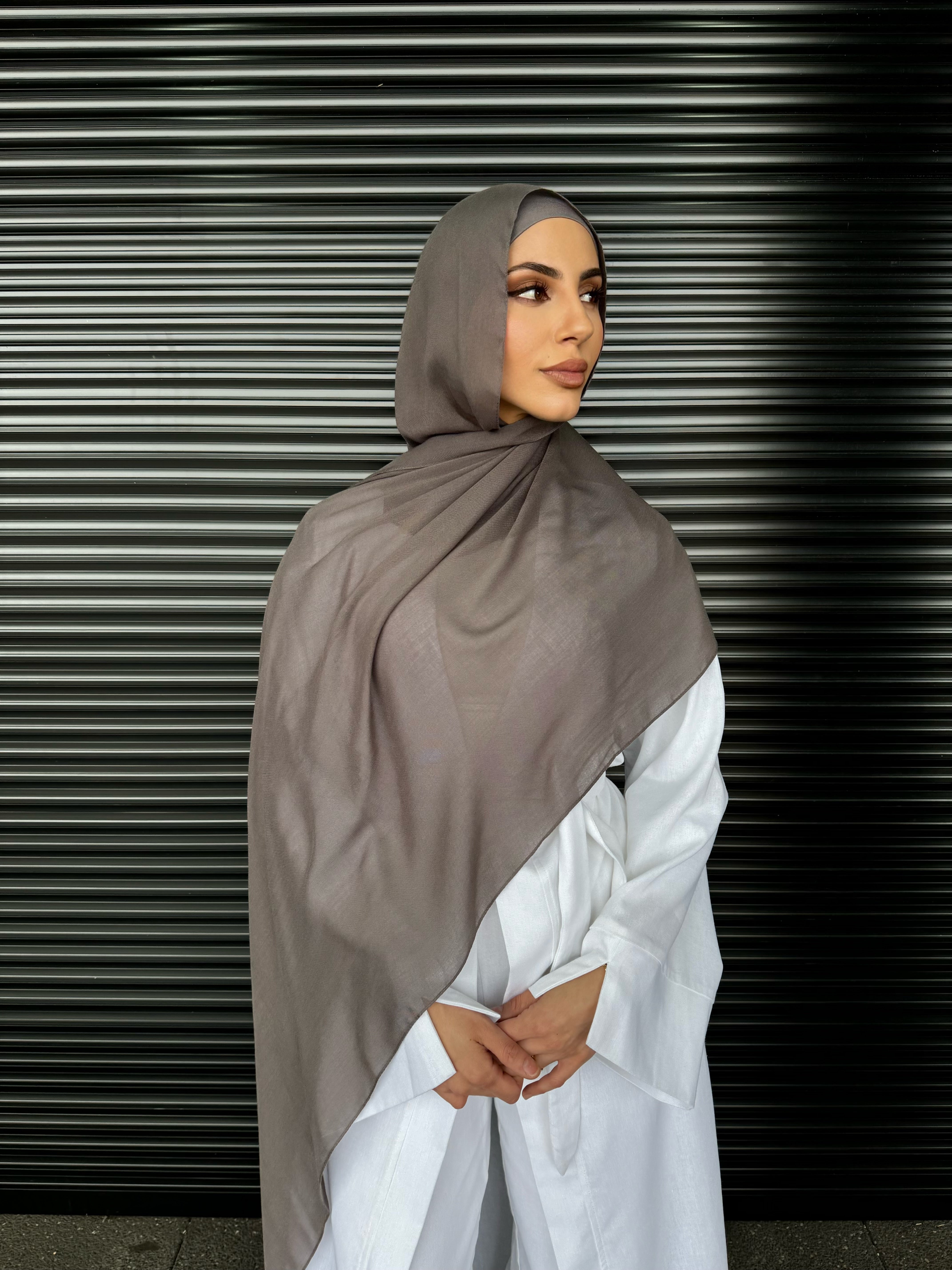 Single stitch hijab #24 grey