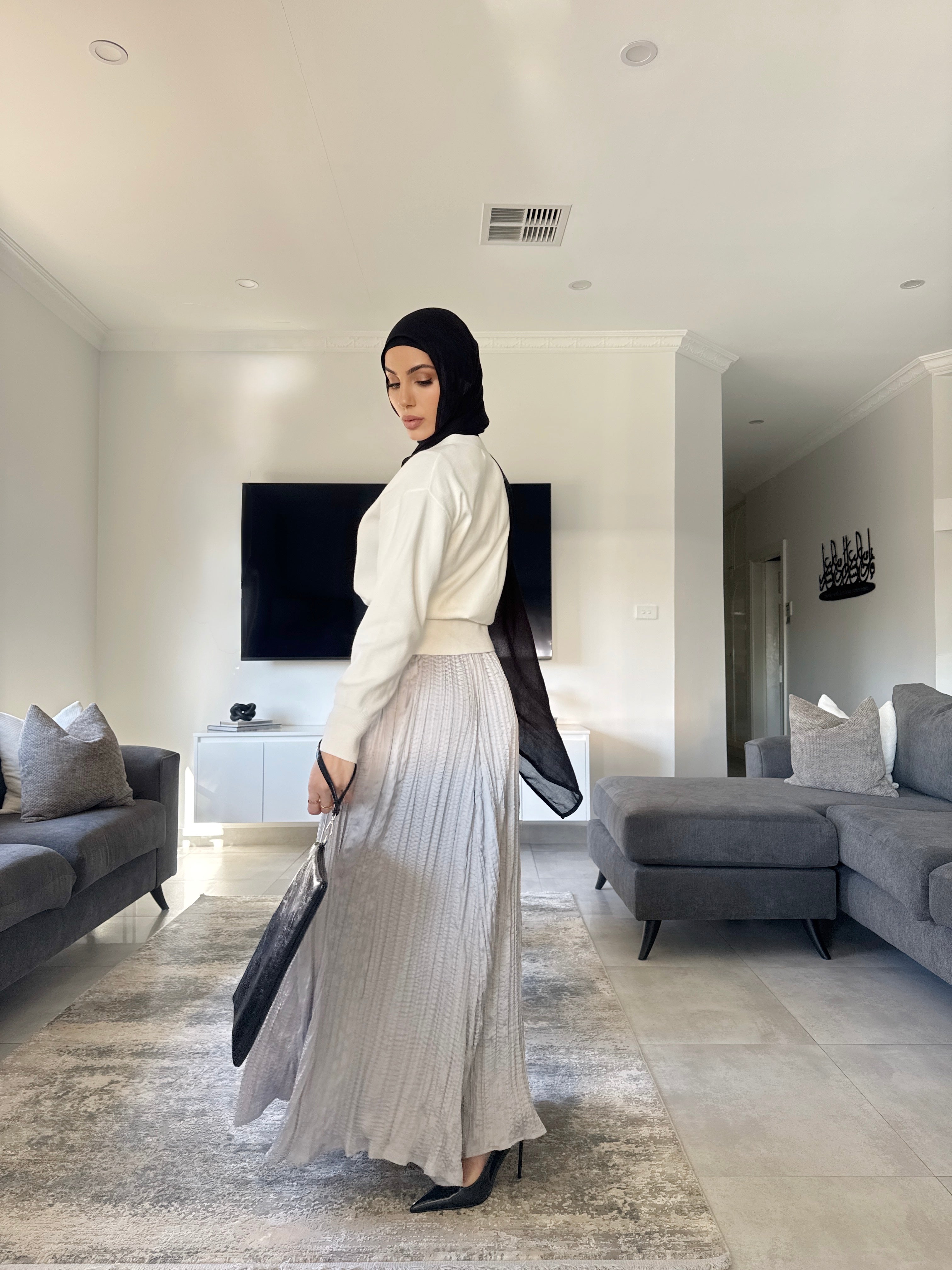 Iyla Pleated skirt
