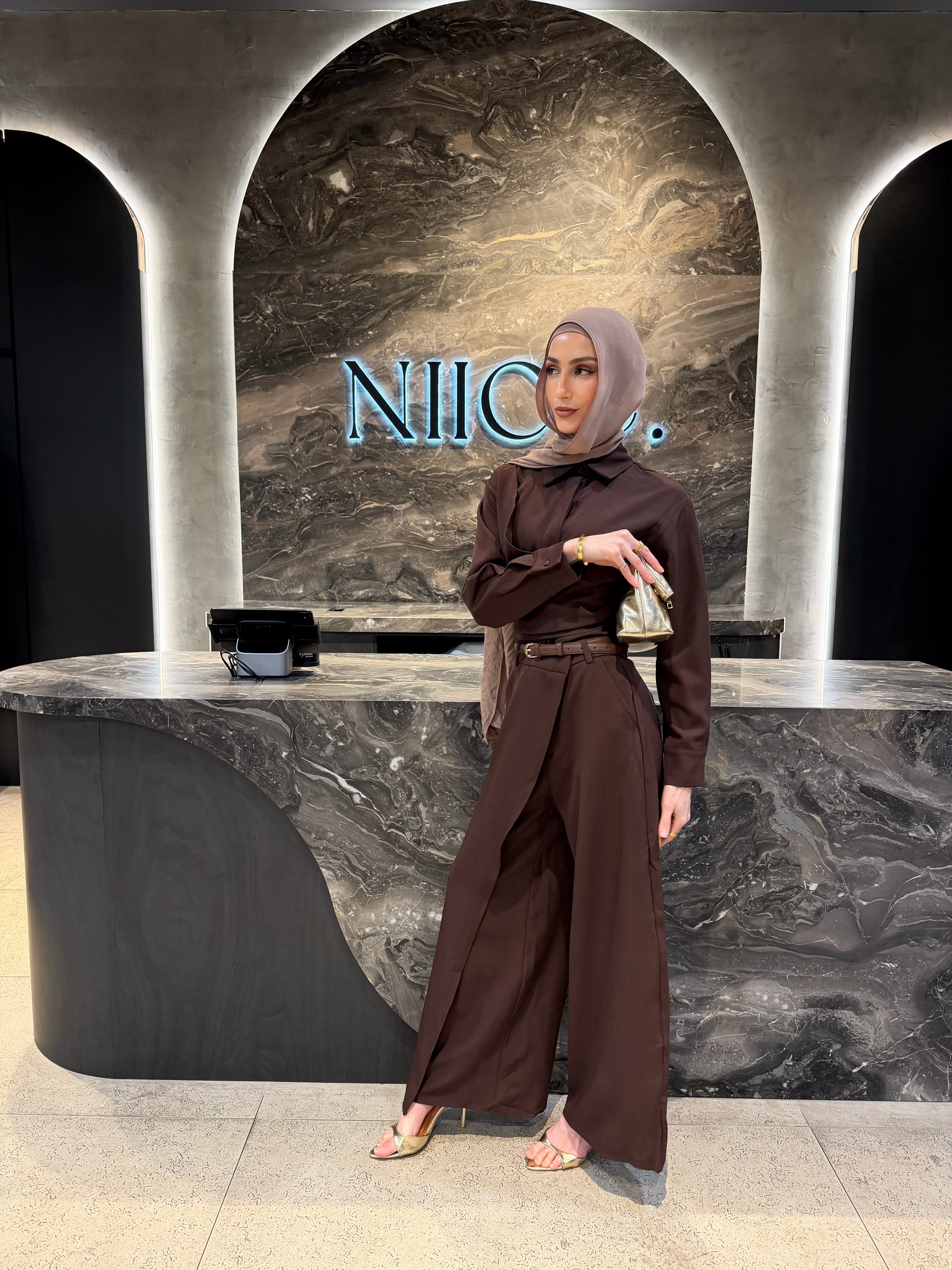 Cari Set