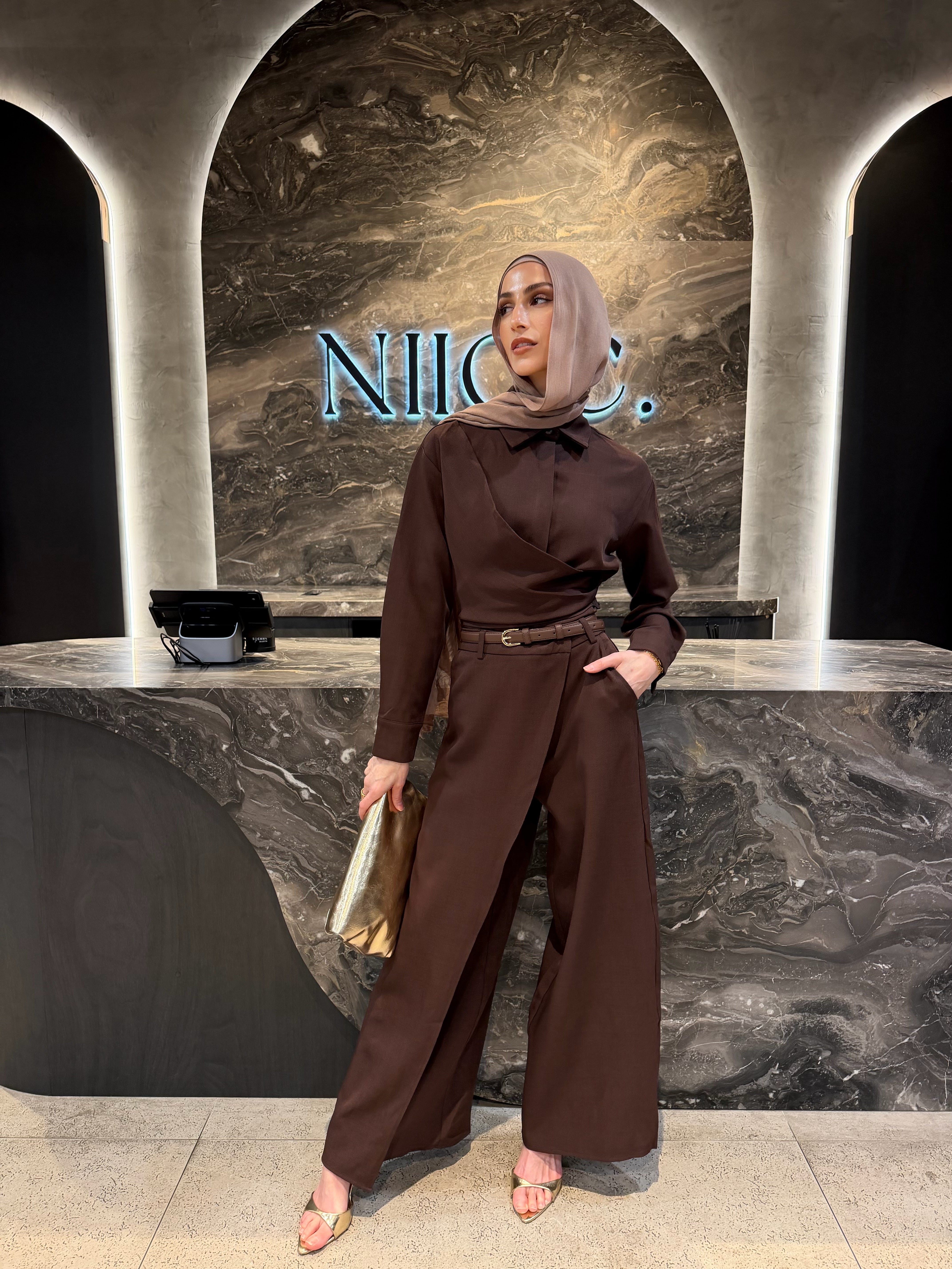 Cari Set