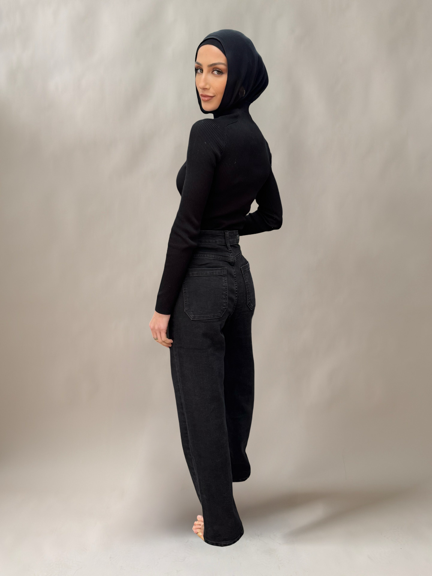 Hannah Black Jeans