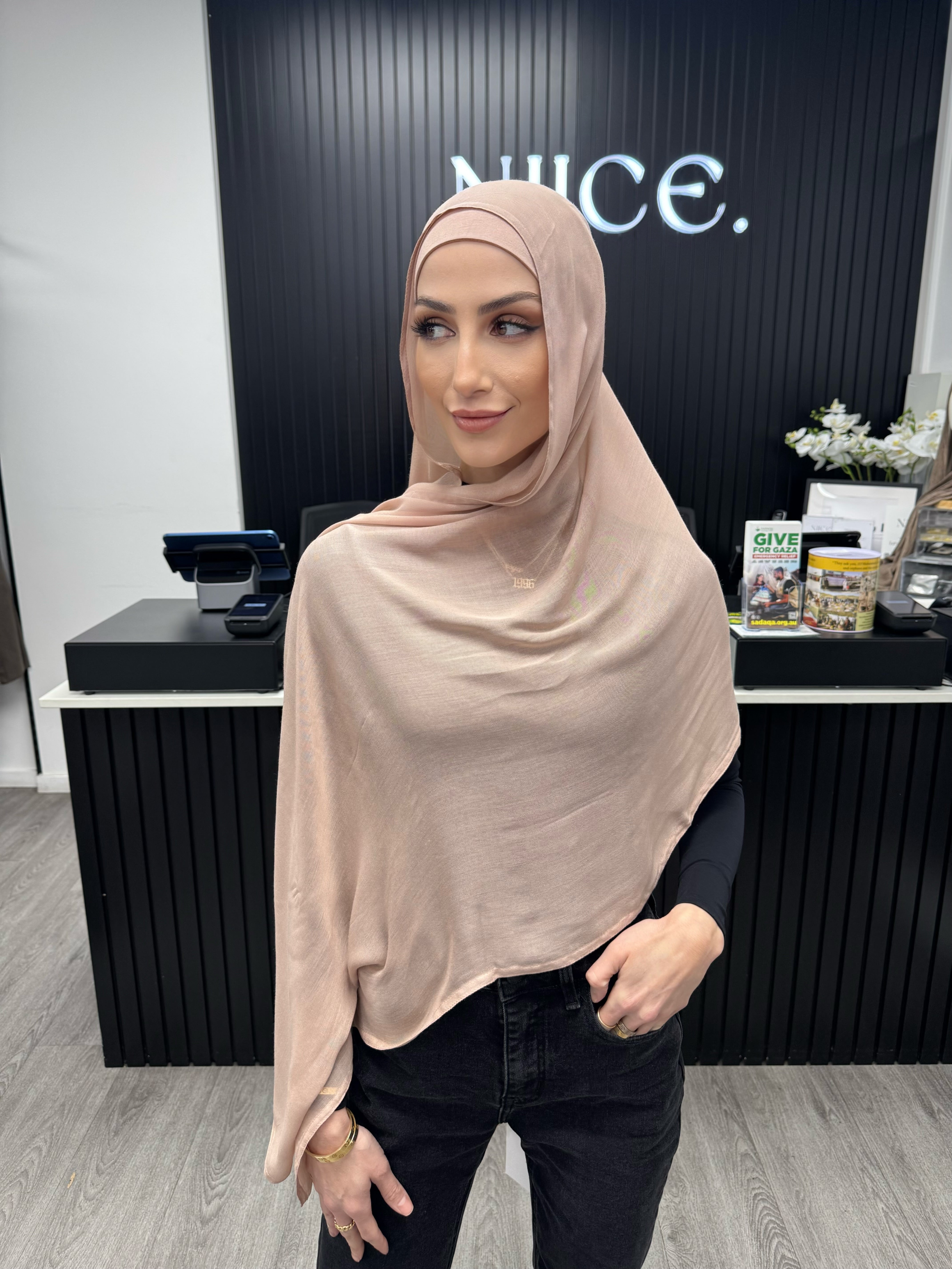 Hage hijab #11 peach