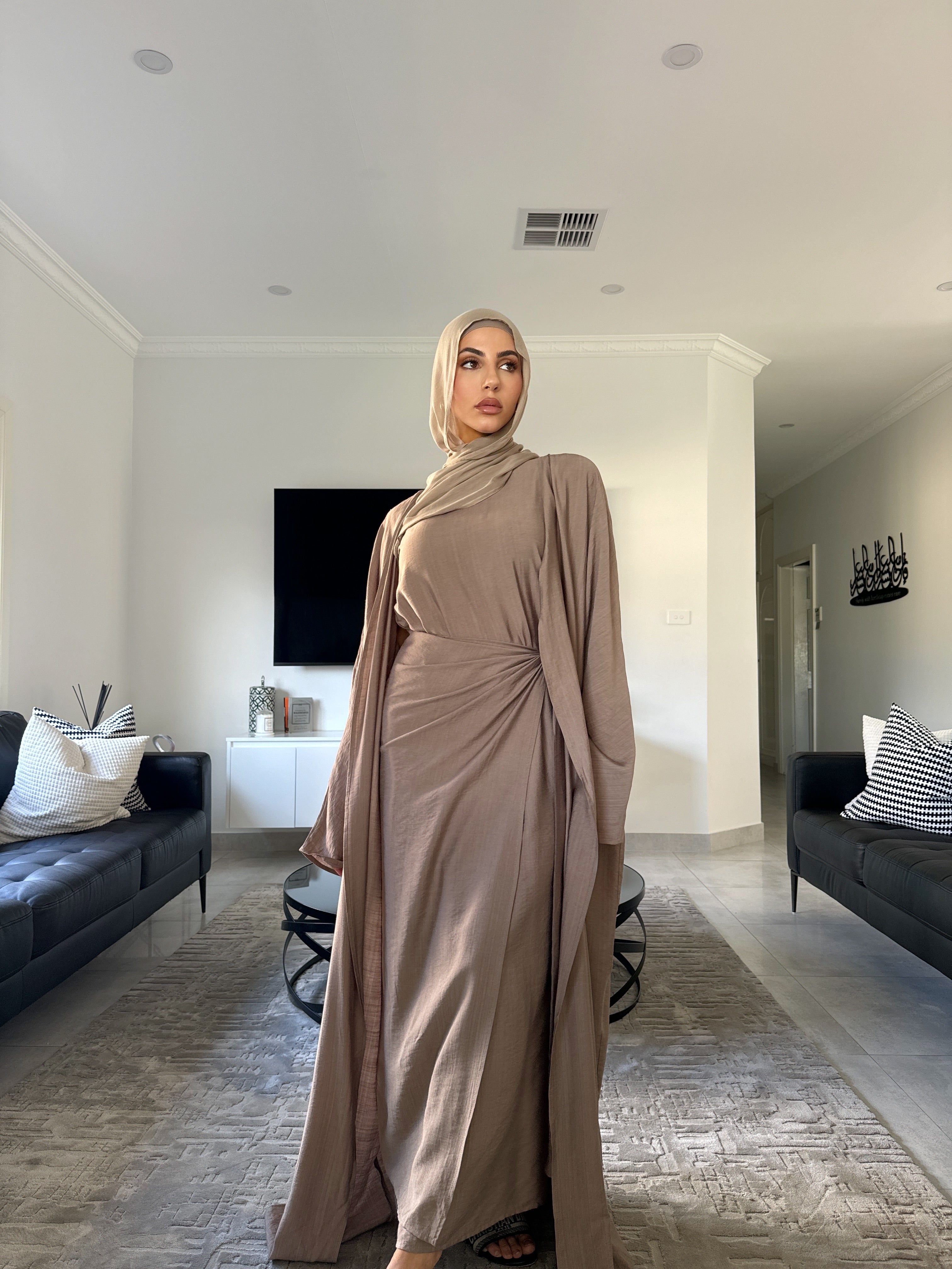 Dunya 3 piece abaya set