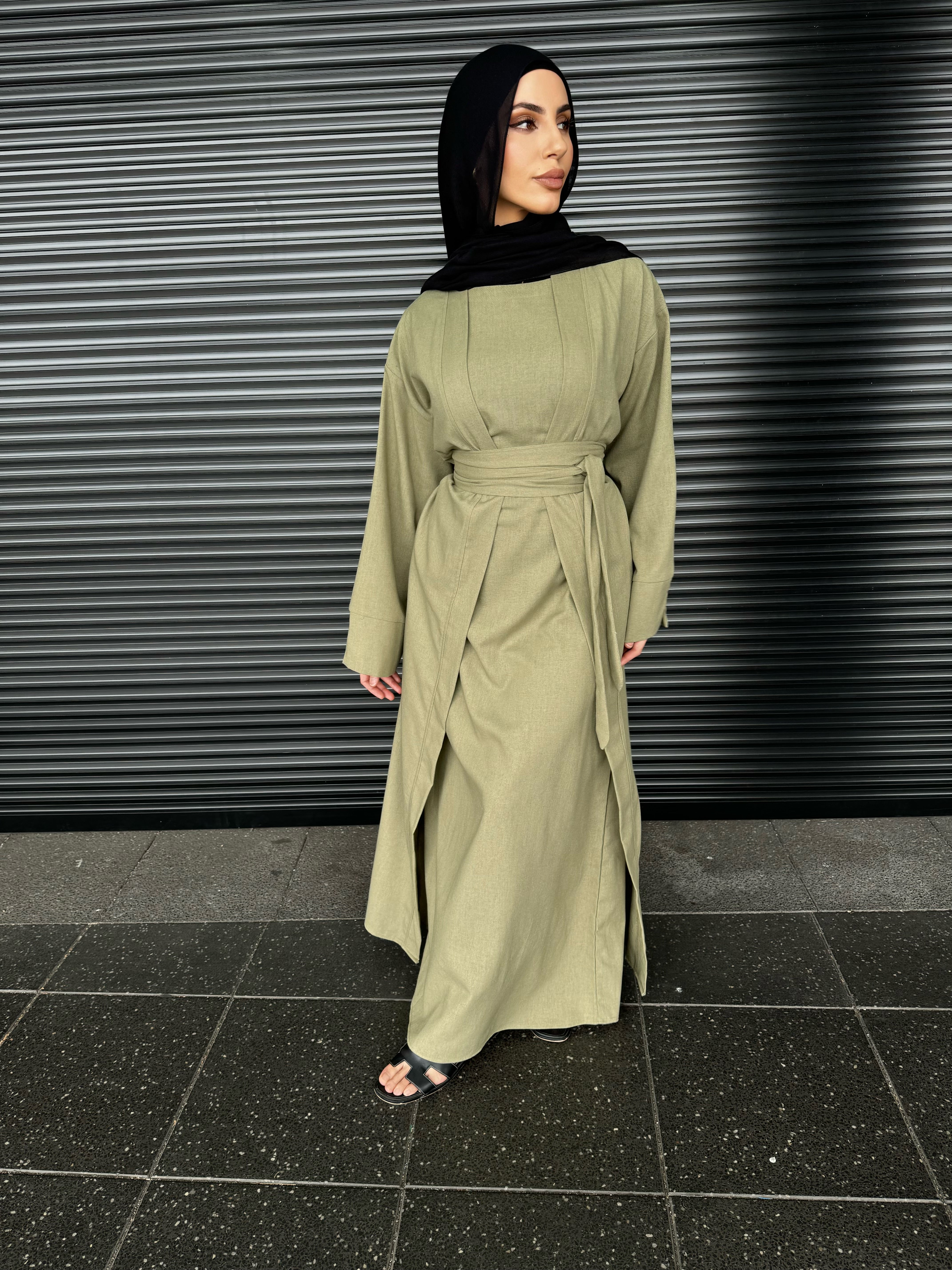 Malaak linen abaya set