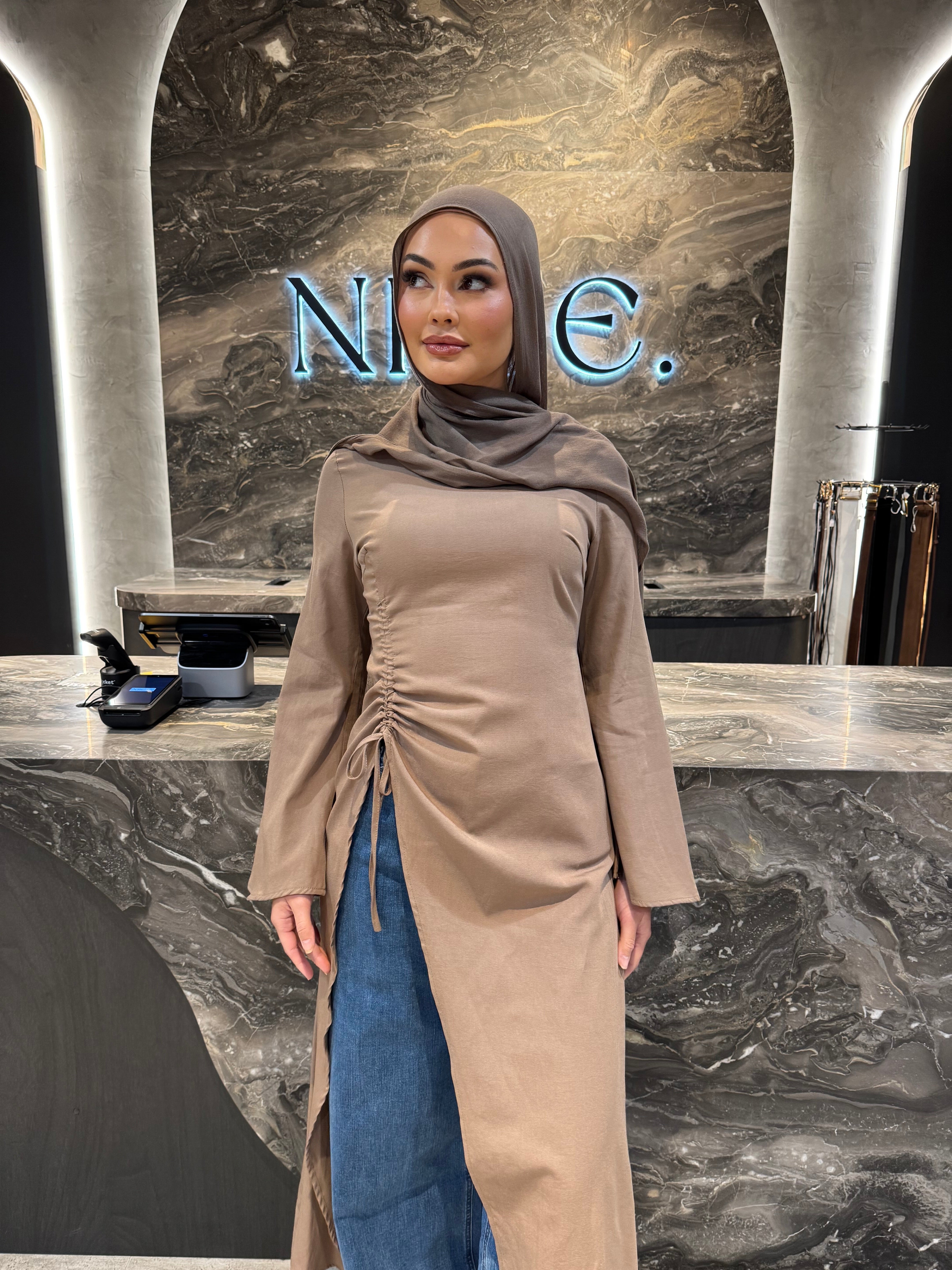 Dee long top
