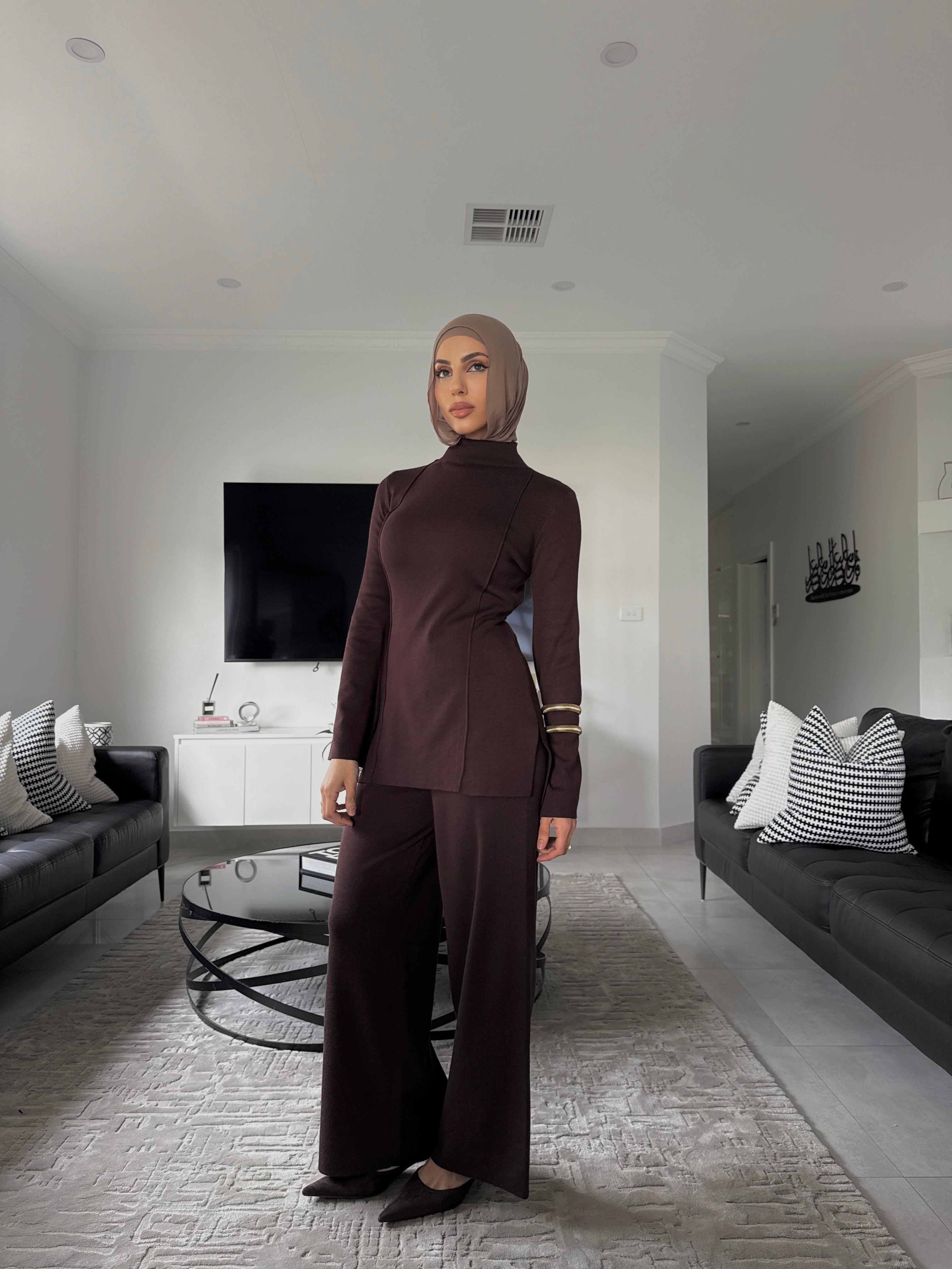 Tyra set