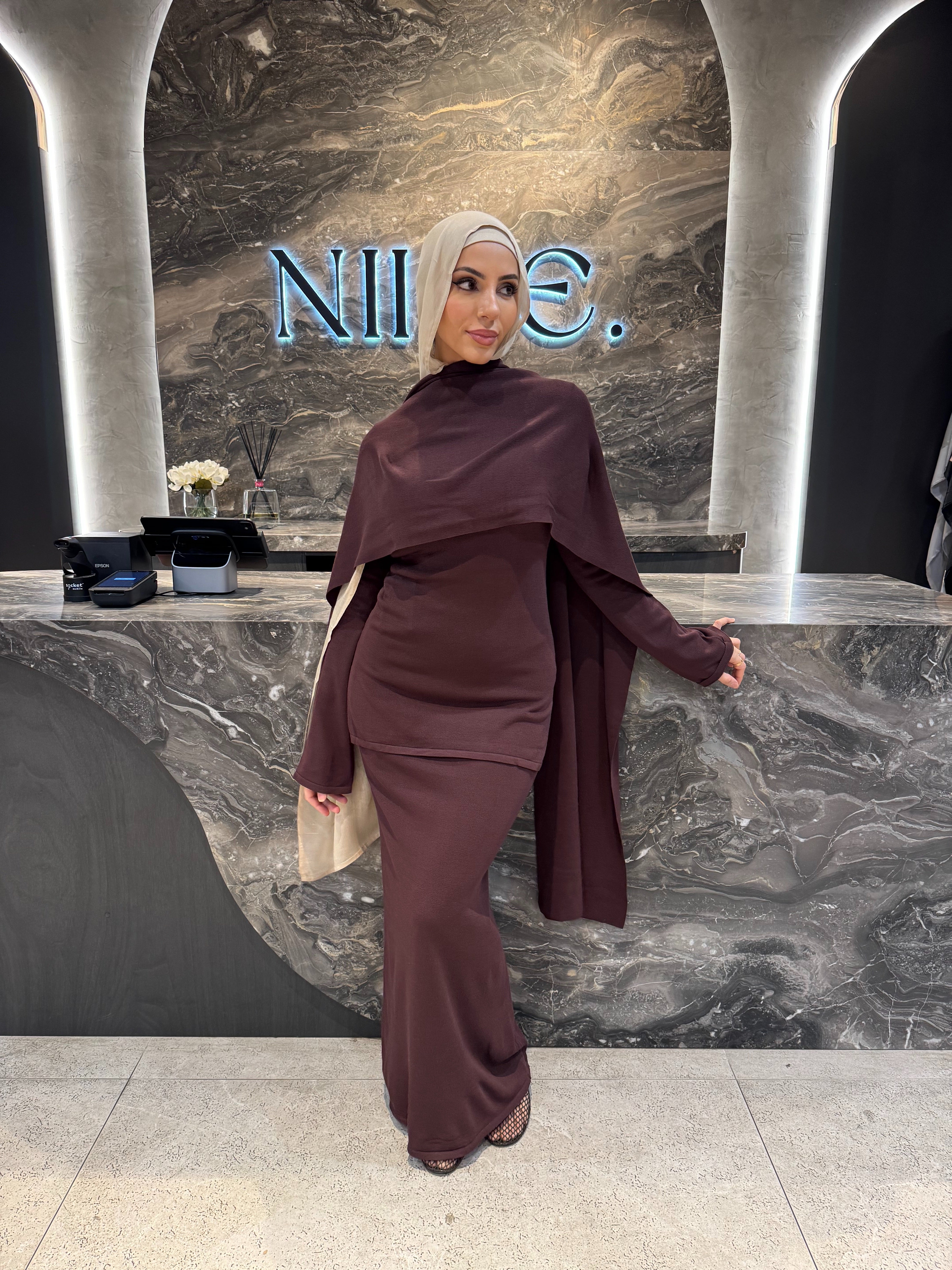 Amaris three piece set