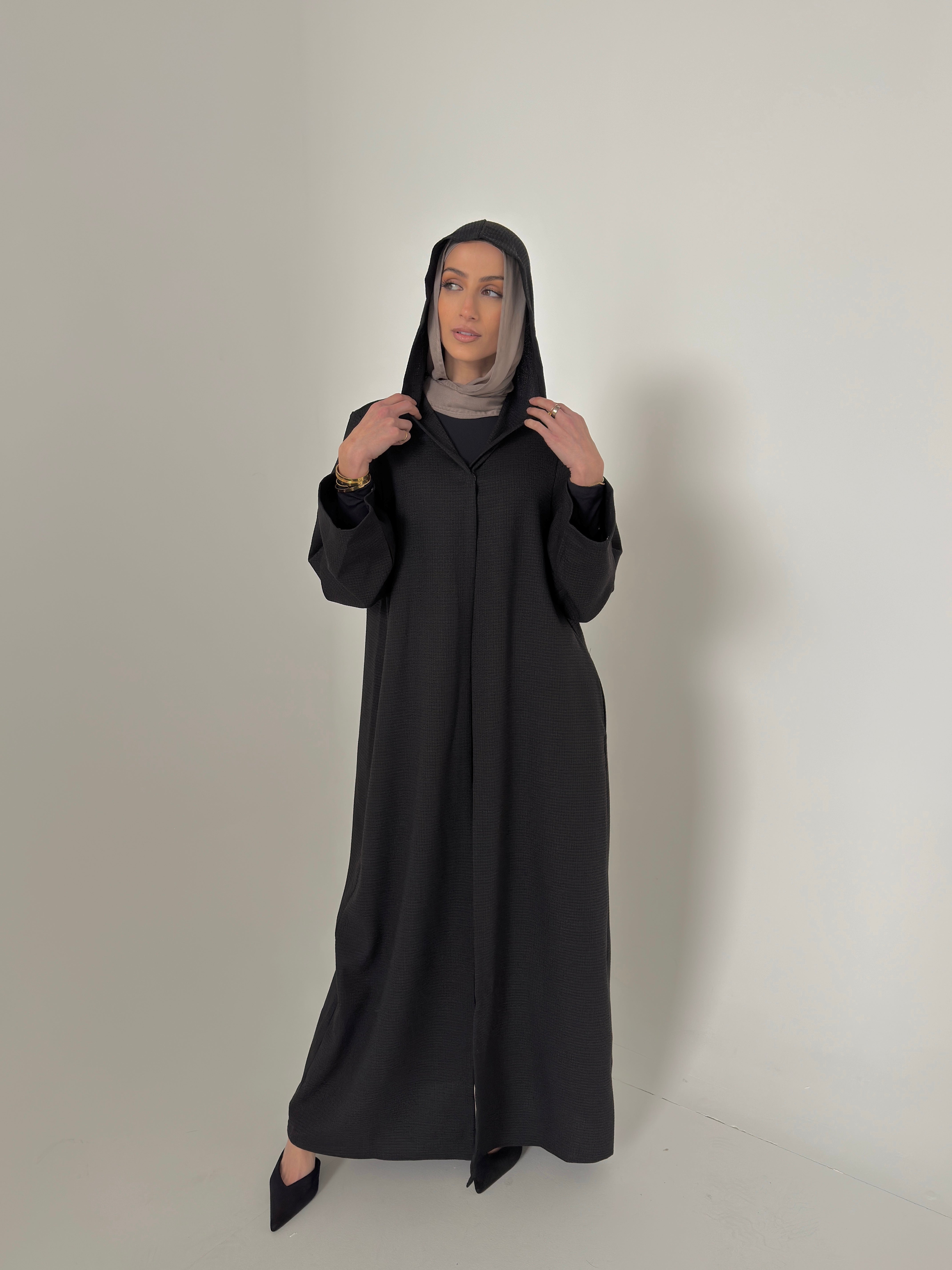 Huda Cover up
