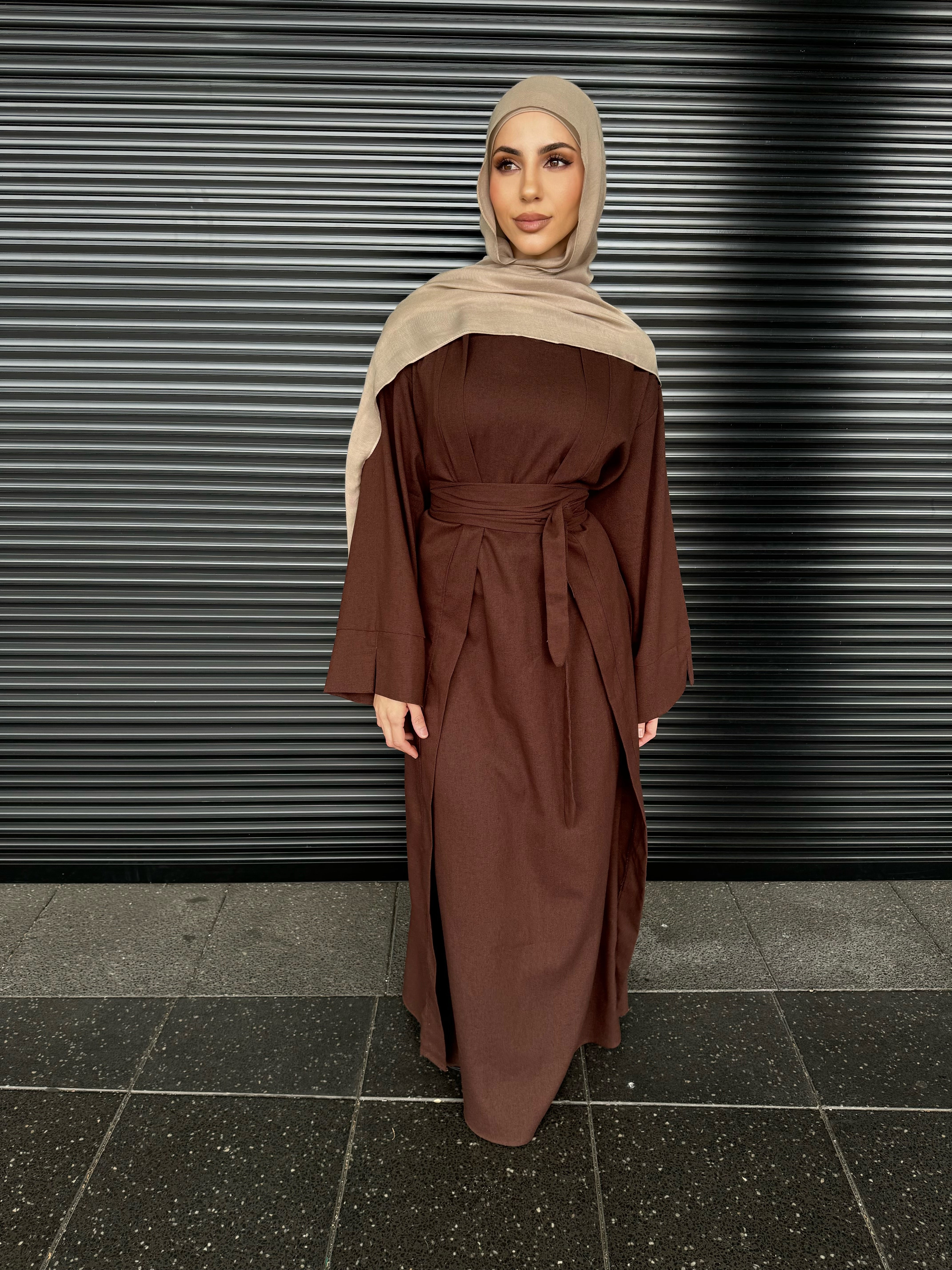 Malaak linen abaya set