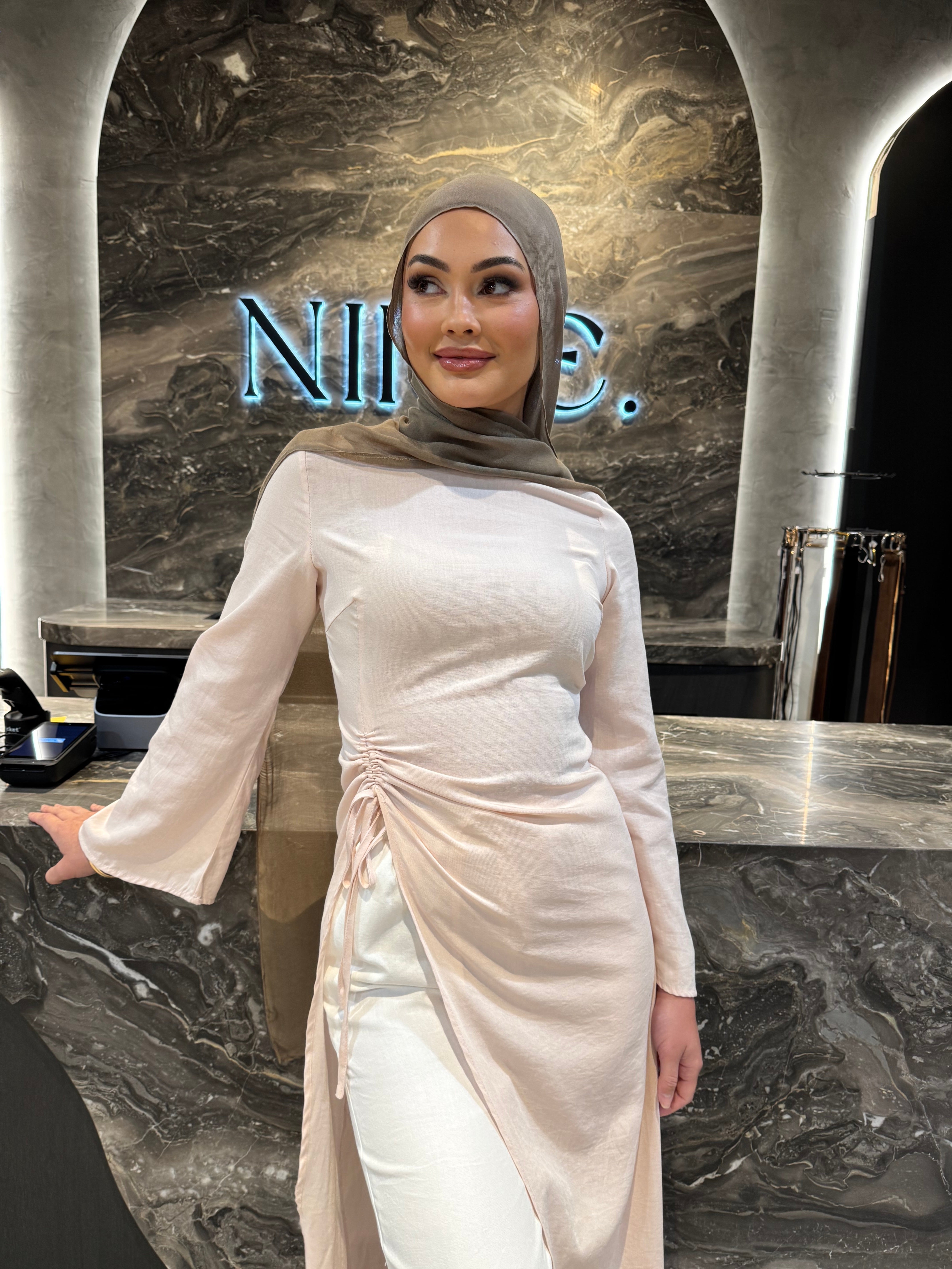 Dee long top