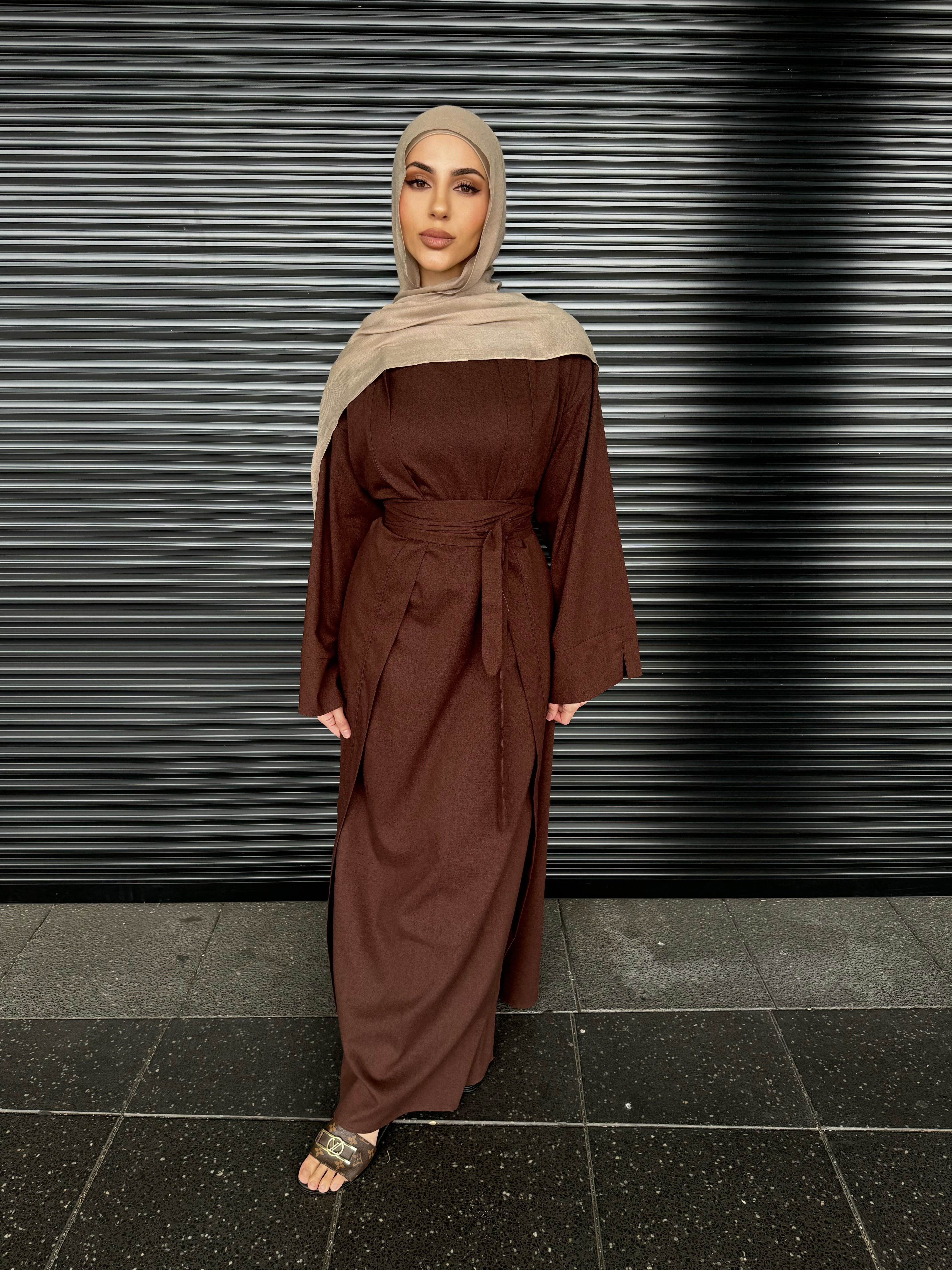 Malaak linen abaya set